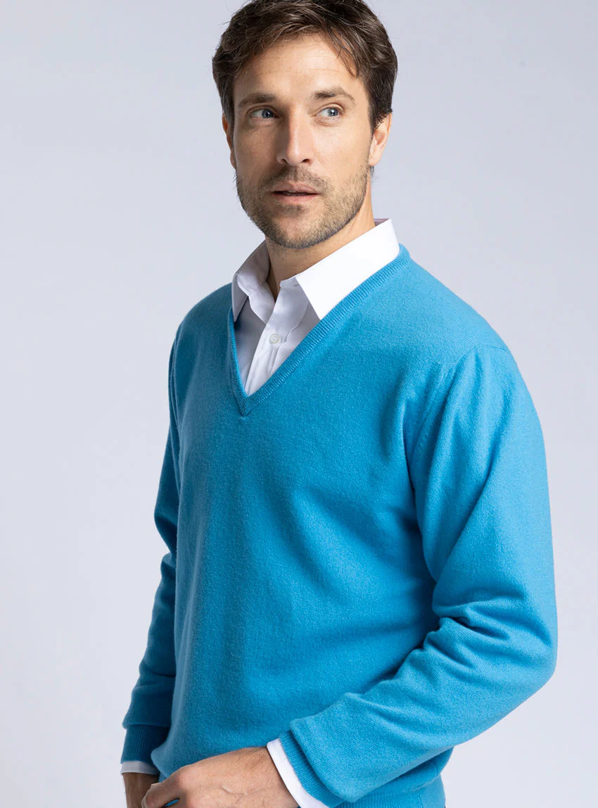 Pull homme col V en cachemire et laine bleu
