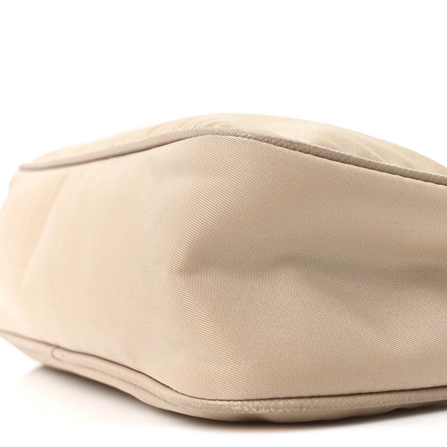 Nylon Re-Edition 2005 Shoulder Bag Cammeo