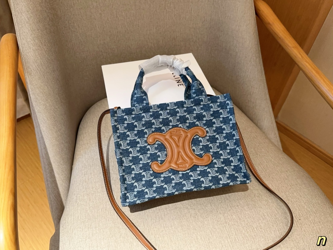 ce new arrival tote bag size: 24×18×9 cm