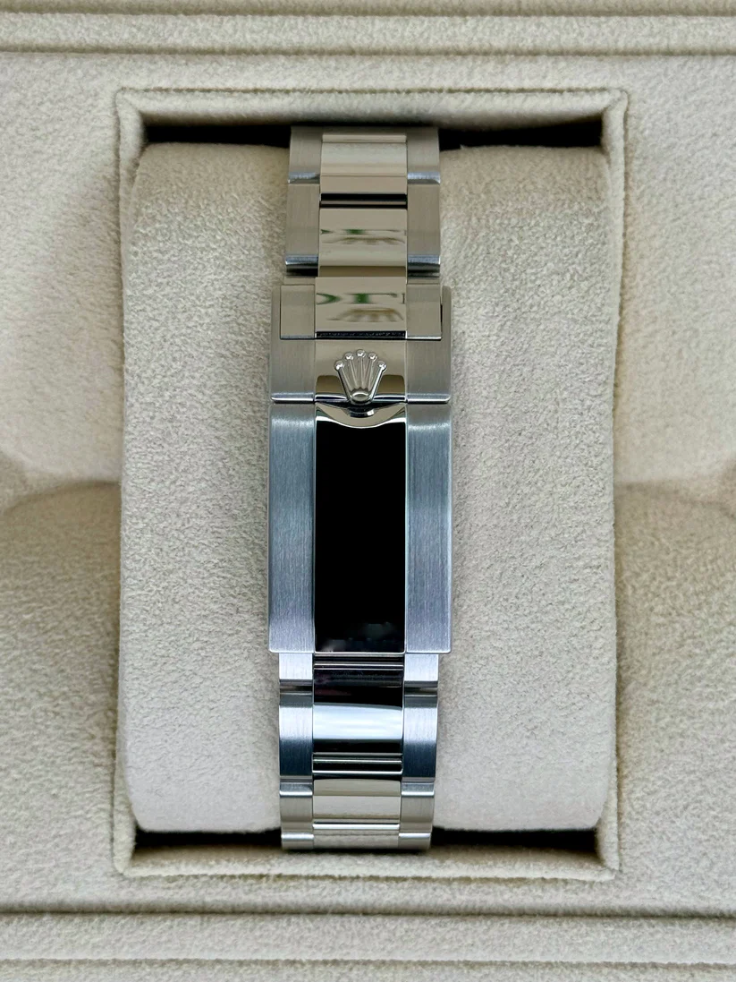 [Super Clone]Rolex Daytona 40mm Platinum Ice Blue Diamond Baguette Dial  m126506-0002