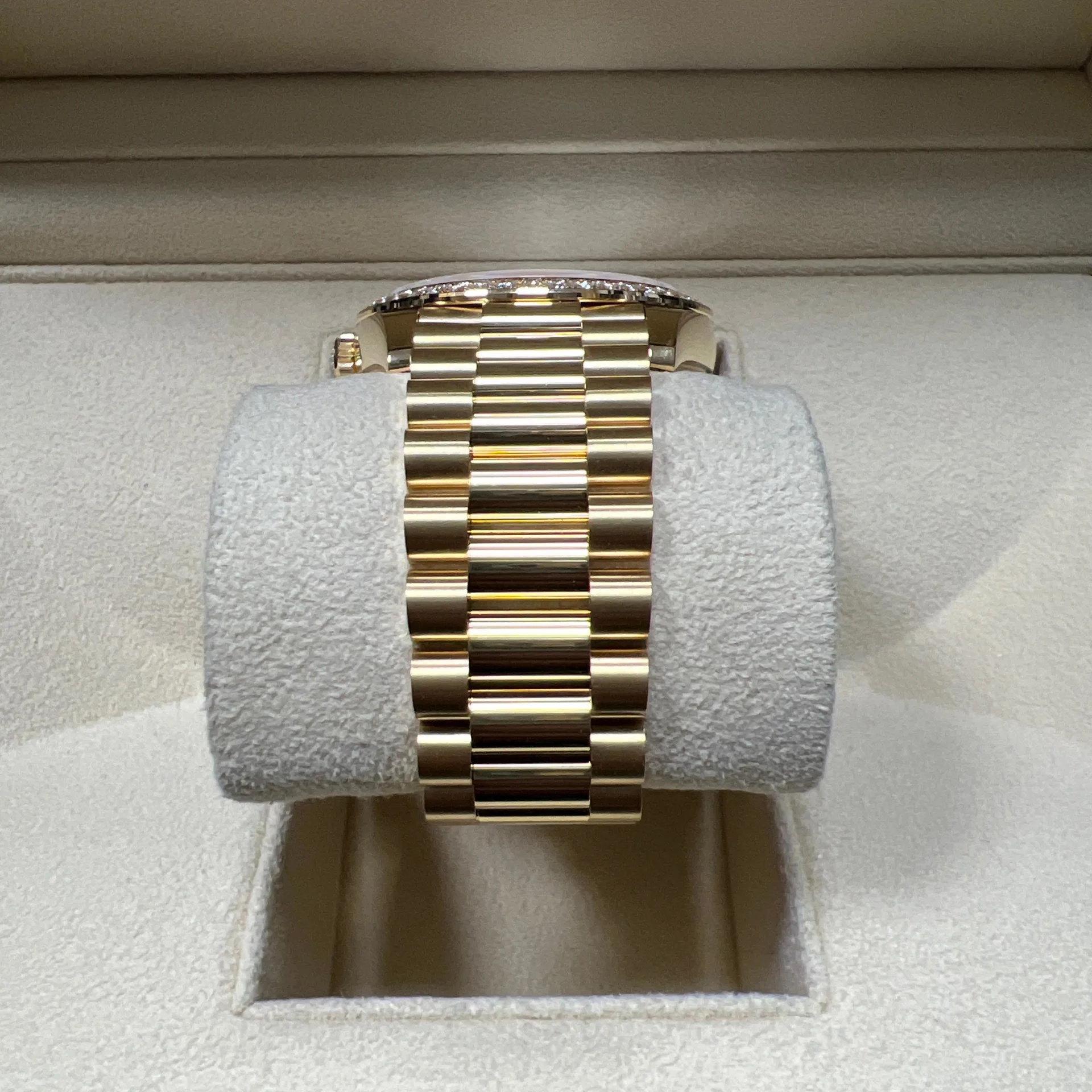 [Super Clone]RLX Day-Date 40mm White Mother-of-Pearl Dial President Watch 228348RBR-0046