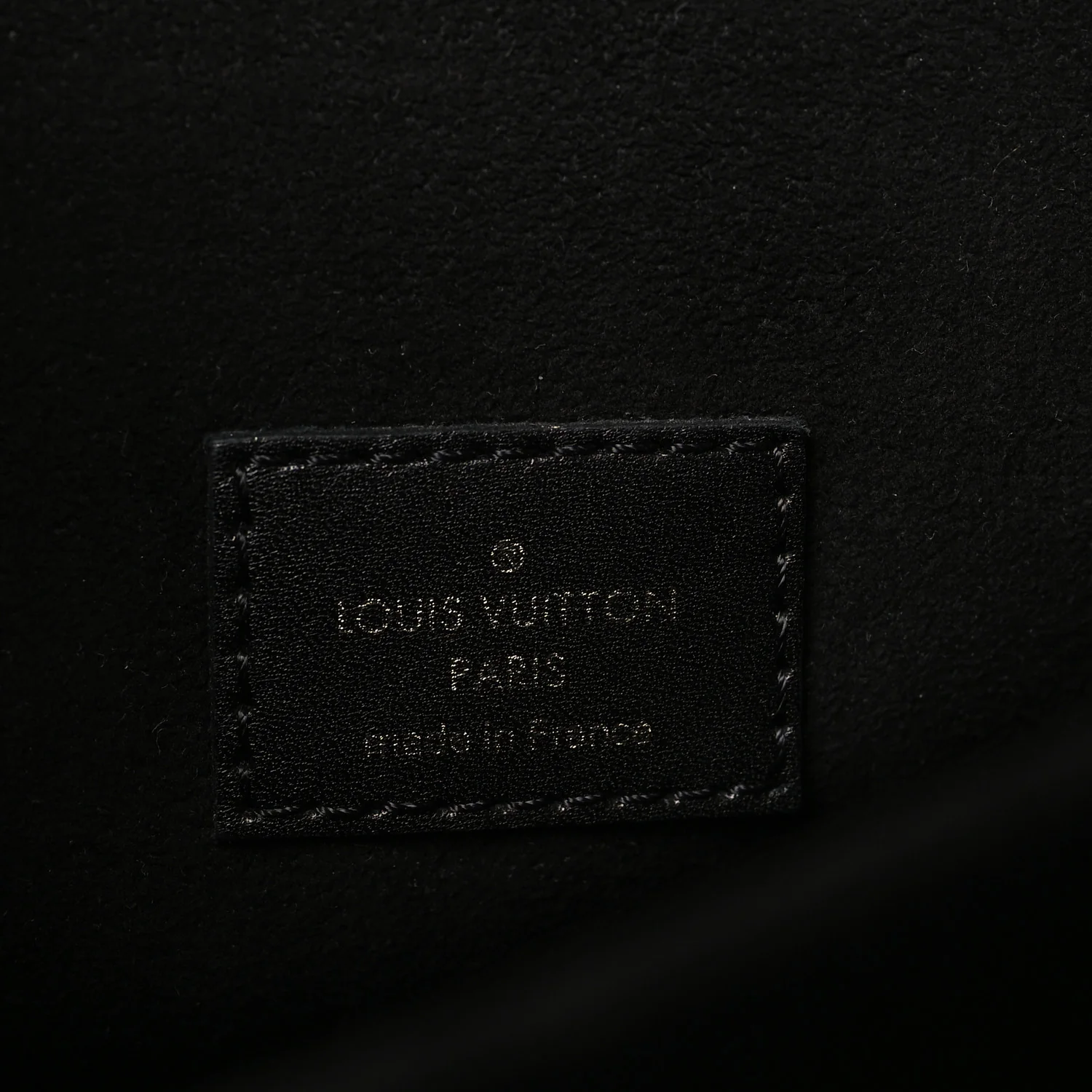 Reverse Monogram Pochette Metis