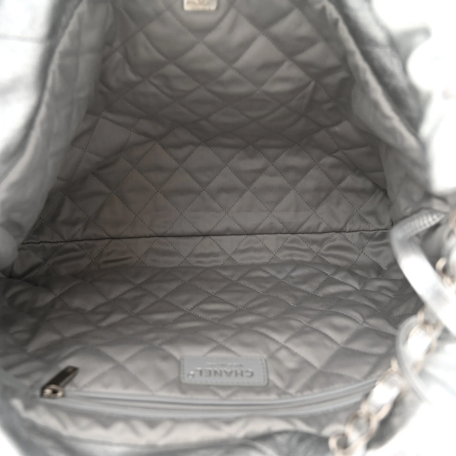 Metallic Calfskin Quilted Chanel 22 Silver