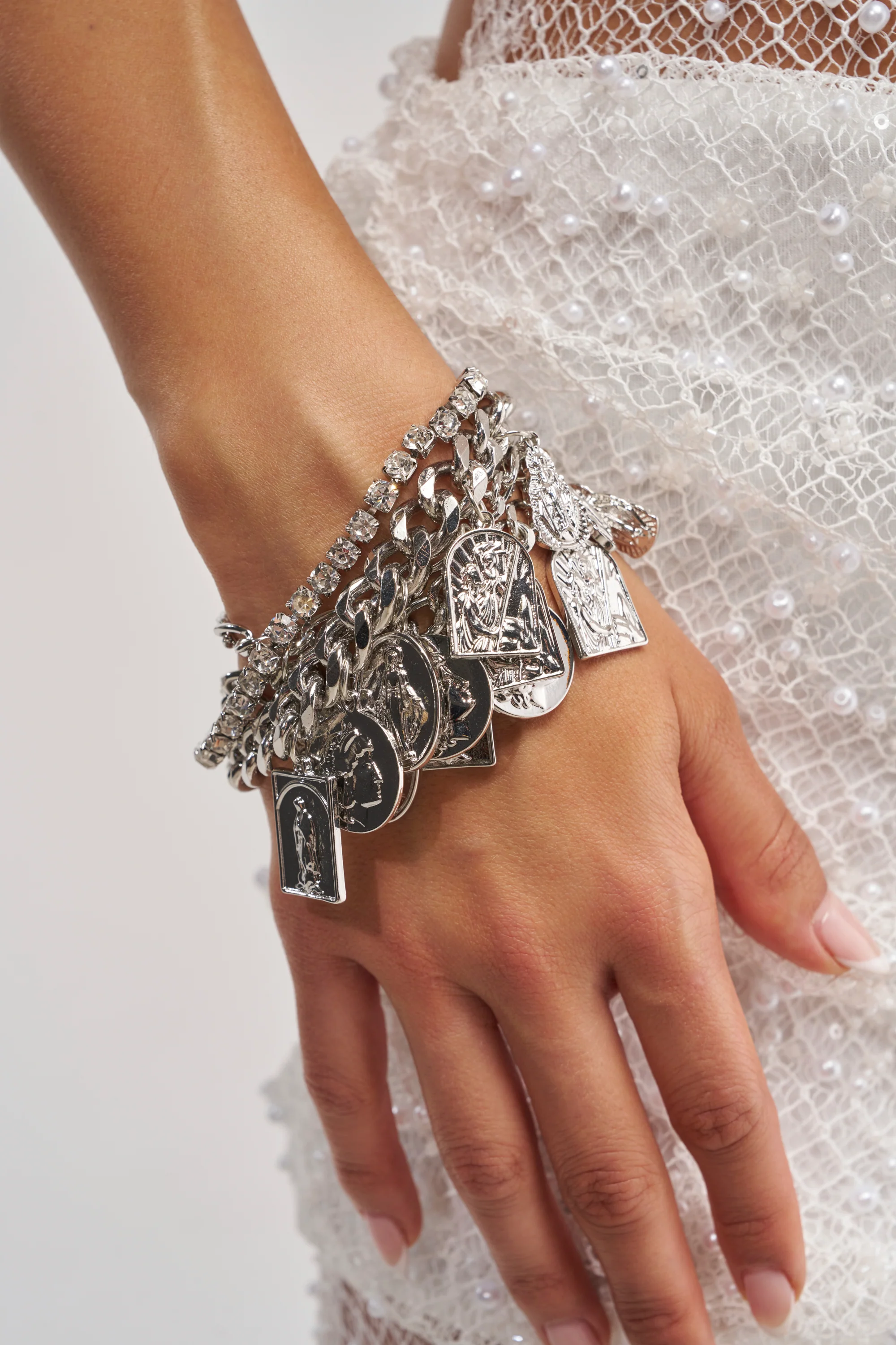 SAY YOUR PRAYERS BRACELET SET - Akira Store
