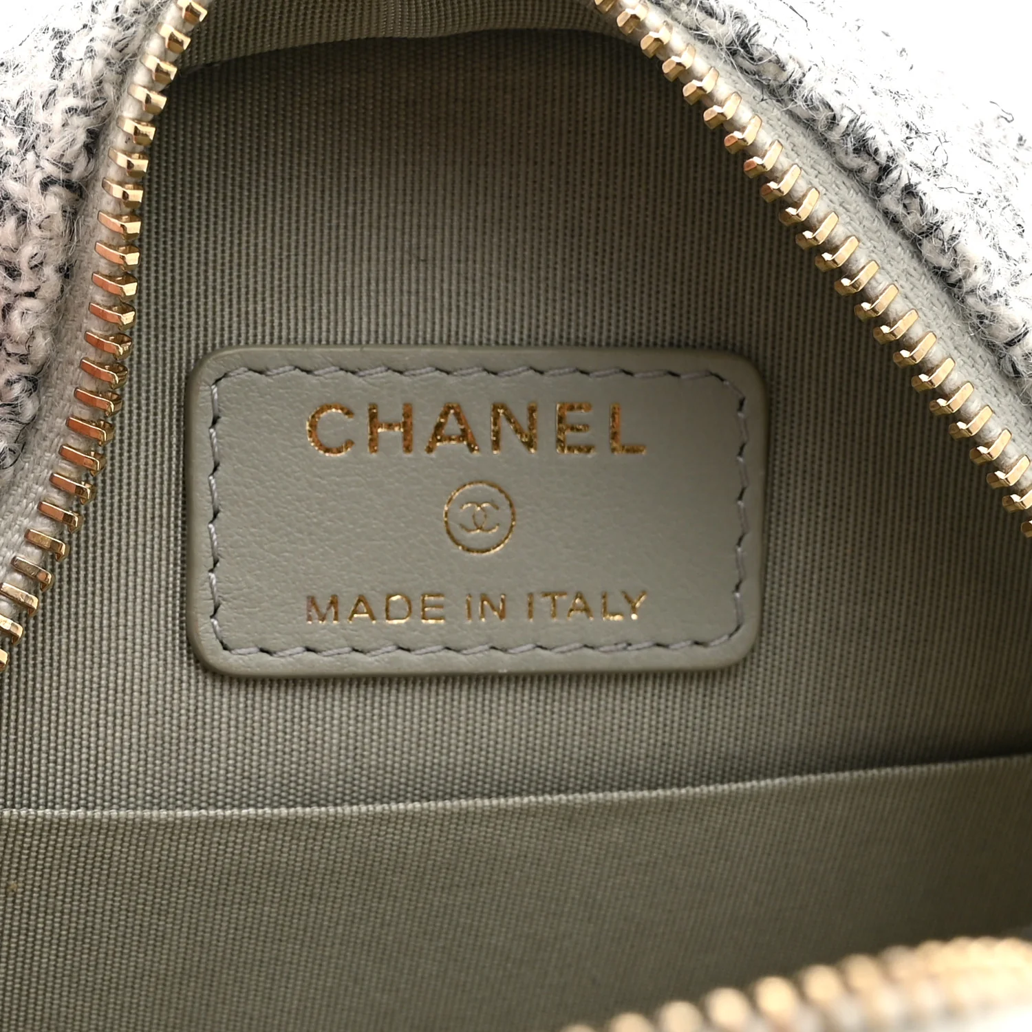 Wool Tweed Lambskin Quilted Chanel 19 Round Clutch With Chain Grey Ecru
