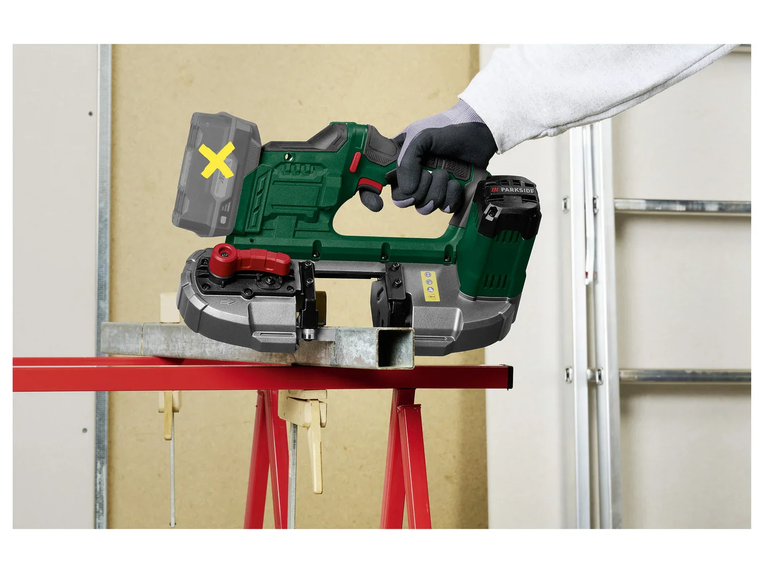 PARKSIDE Scie  ruban sans fil PMBA 20-Li B2, 20 V