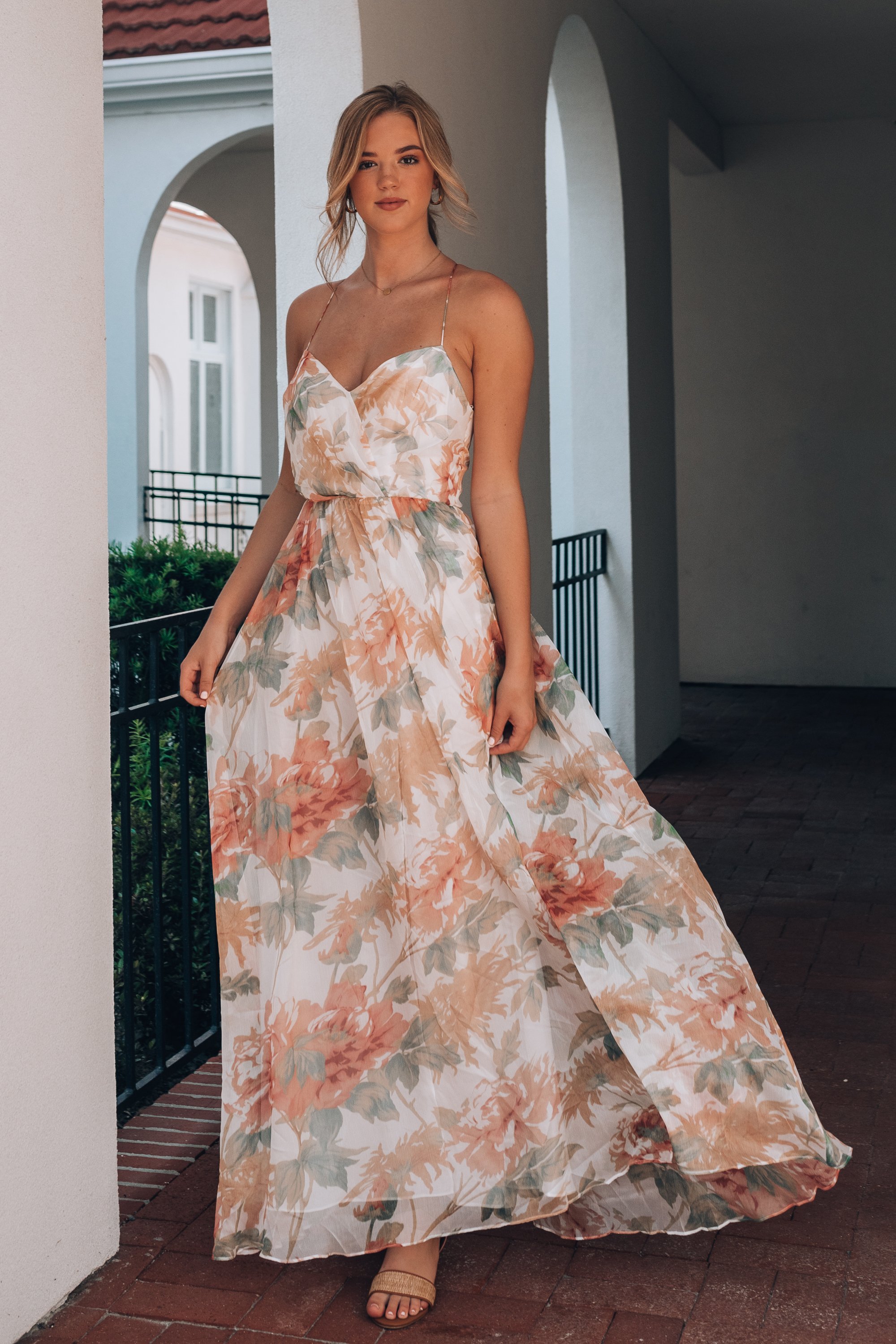 Robe de vacances sexy imprimée à col en V et fente pour femme