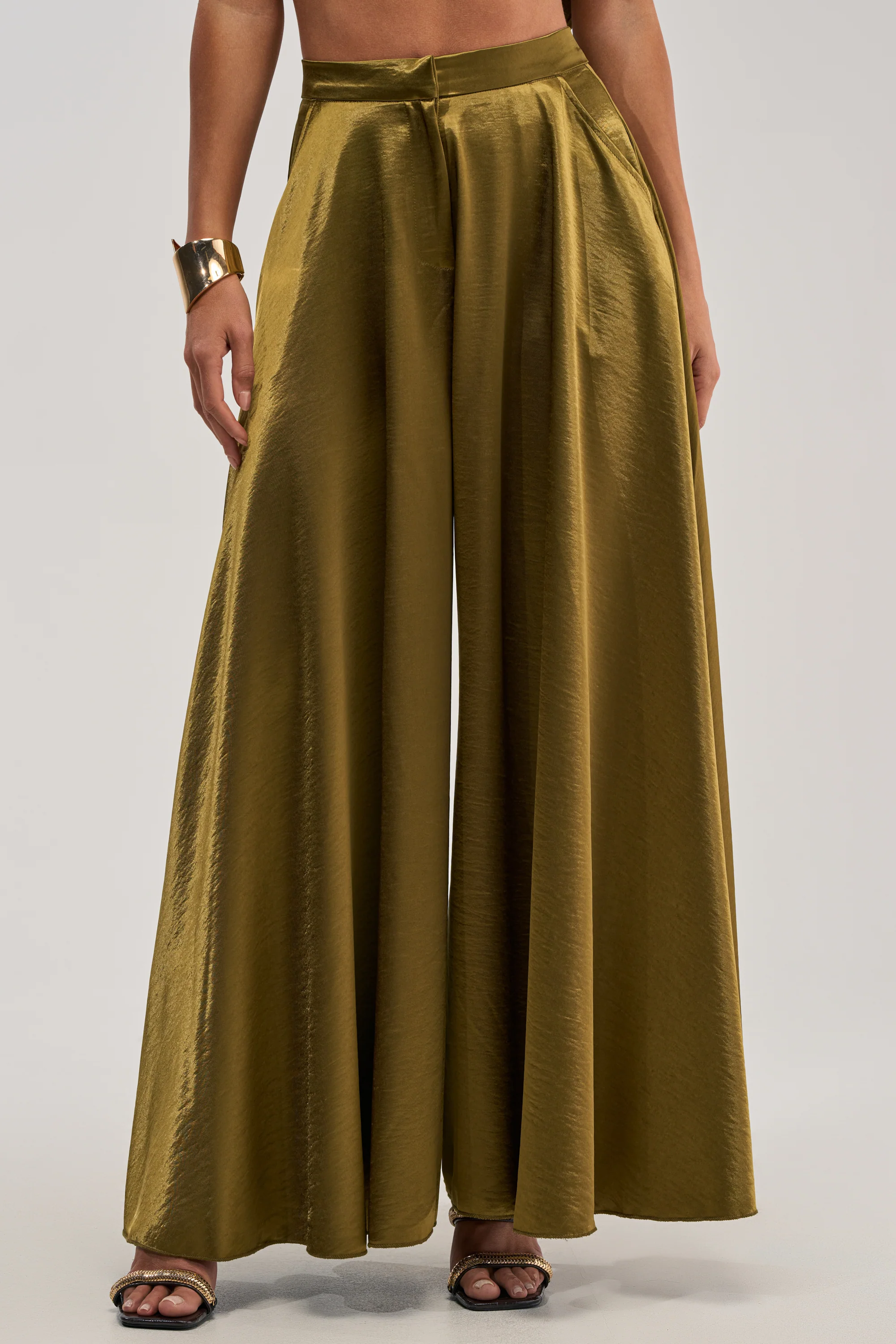 TRUE GODDESS GREEN PALAZZO PANT - Akira Store