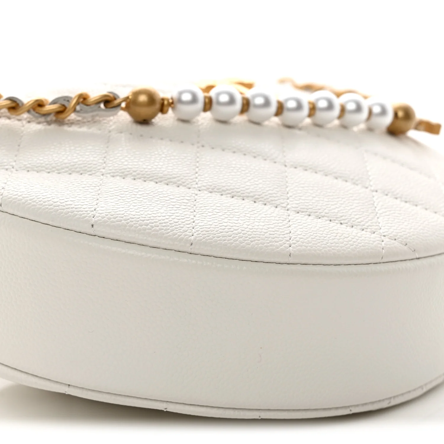 Caviar Quilted Pearl Chain Pouch Hobo White
