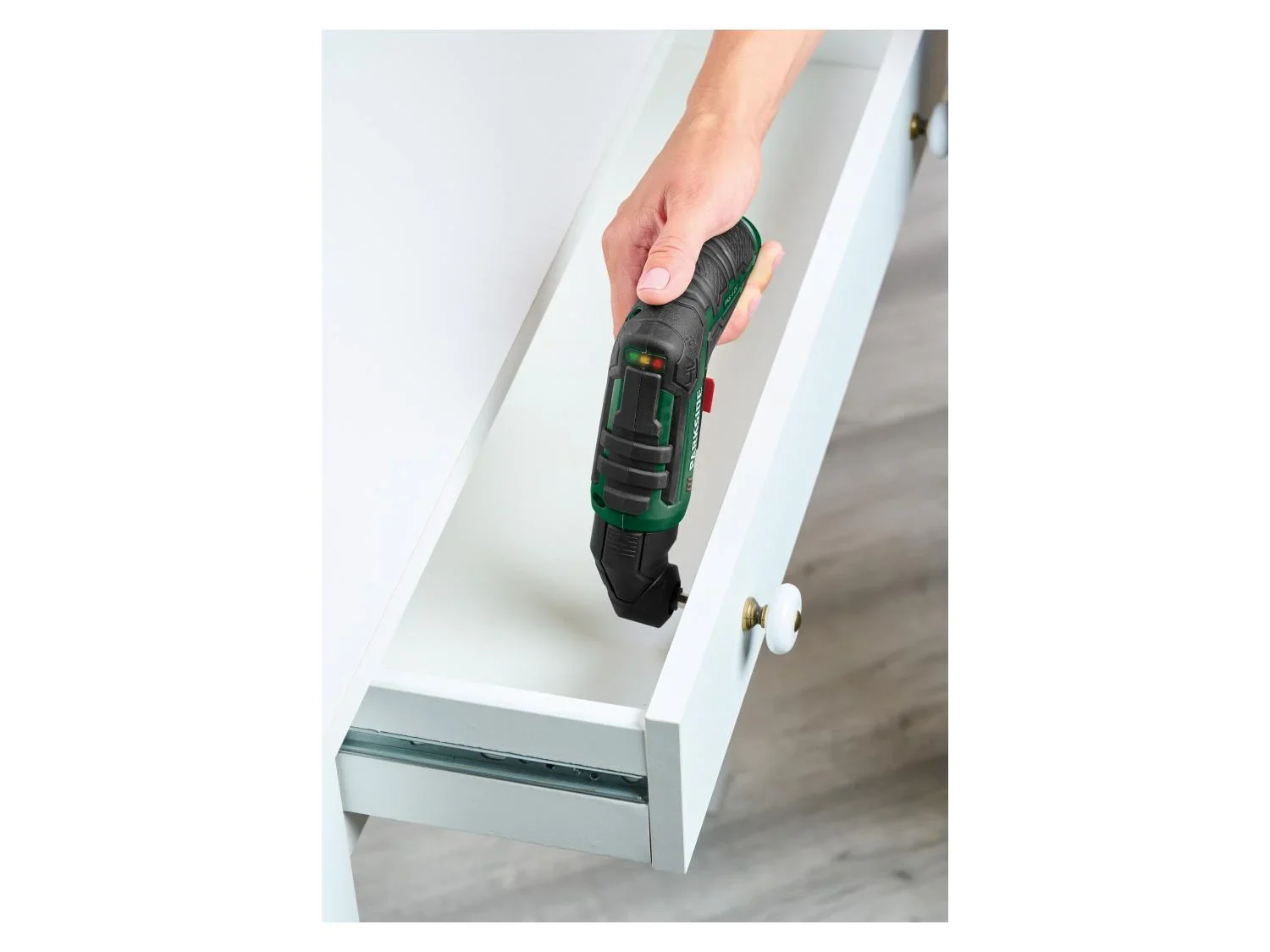 PARKSIDE Visseuse sans fil avec embouts interchangeables PAS 4 D7, 10 Nm, 4 V