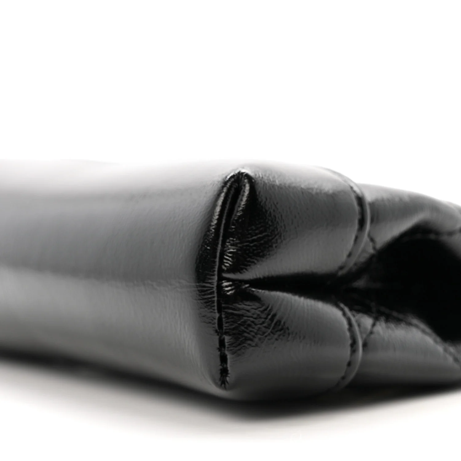 Shiny Lambskin Quilted Micro 31 Clutch With Chain Black
