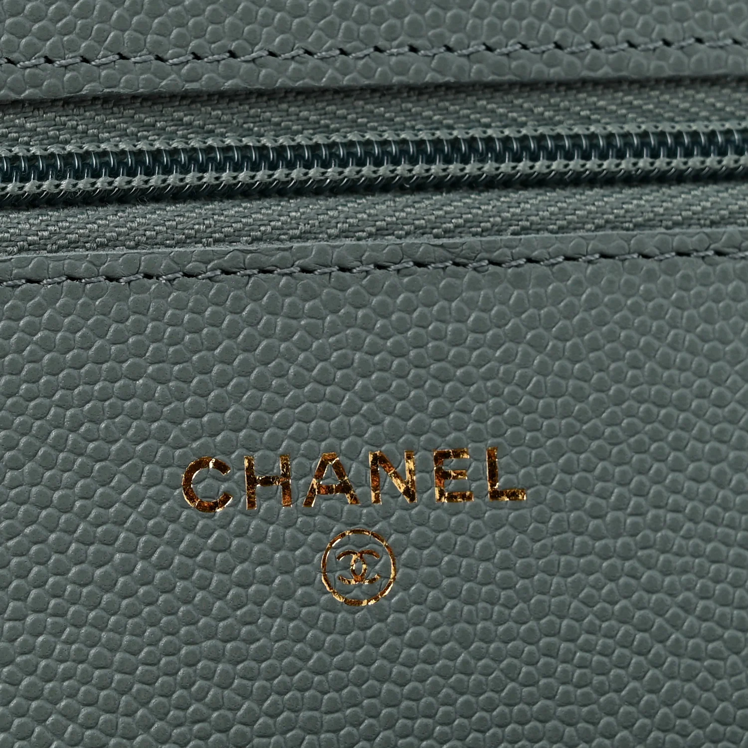 Caviar Quilted Wallet on Chain WOC Light Blue