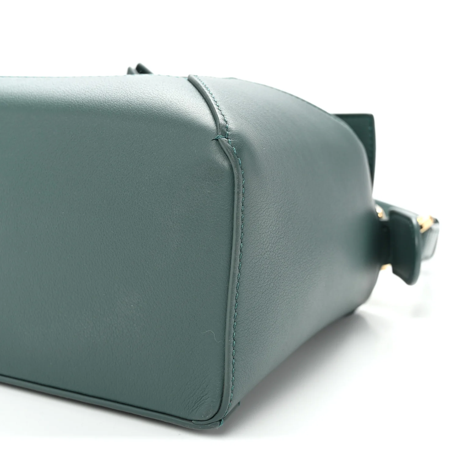 Calfskin Small Puzzle Edge Bag Bottle Green