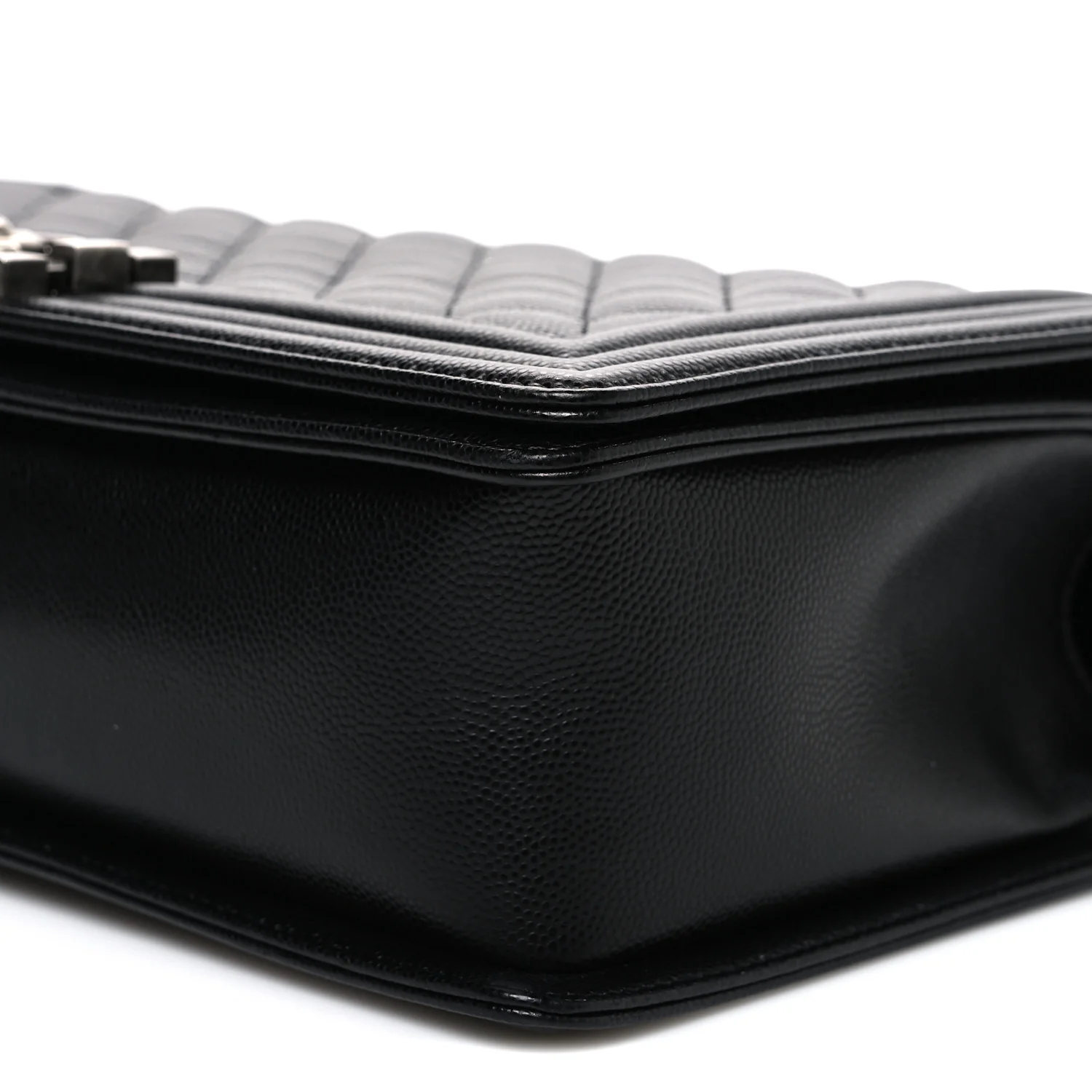 Caviar Quilted New Medium Boy Flap Black