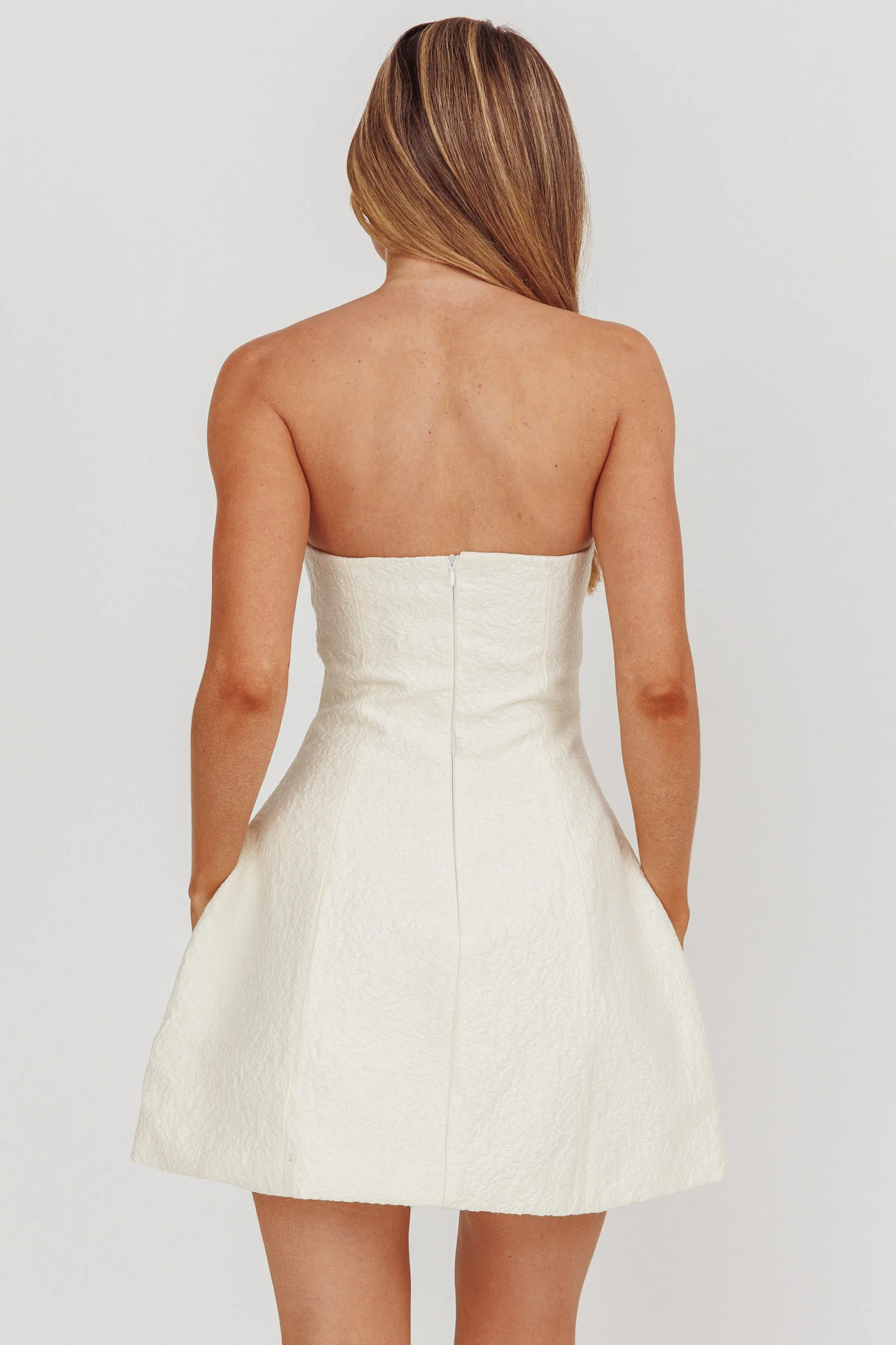 Melodic Strapless Mini Dress Cream
