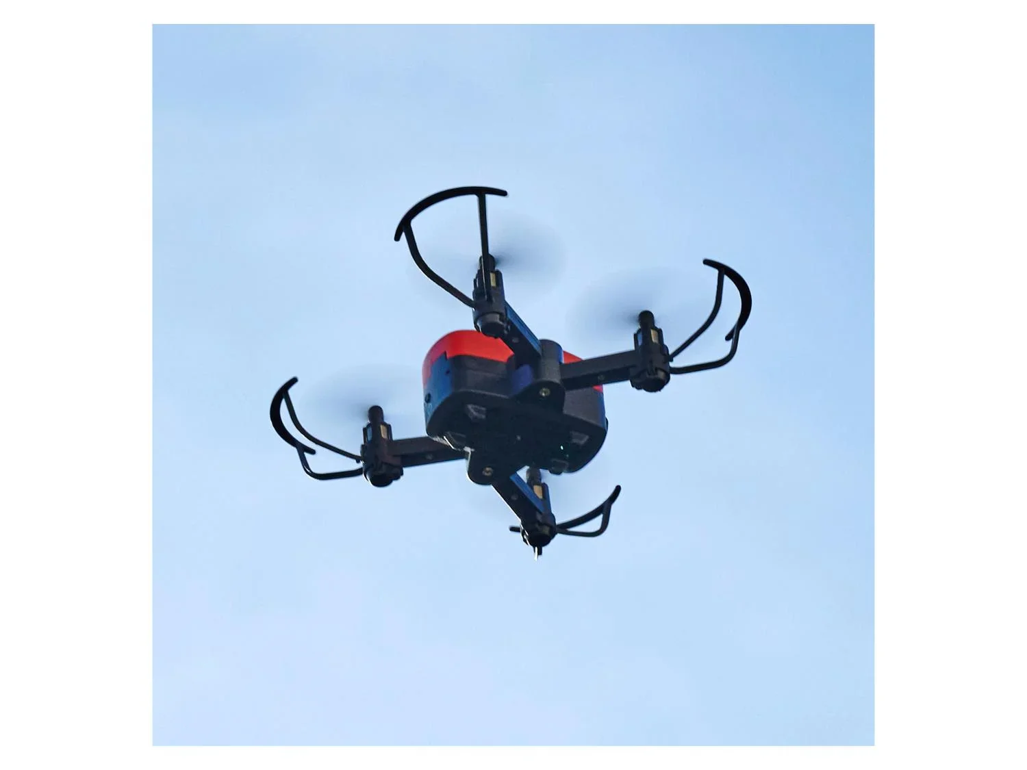 DICKIE RC Fire Drone