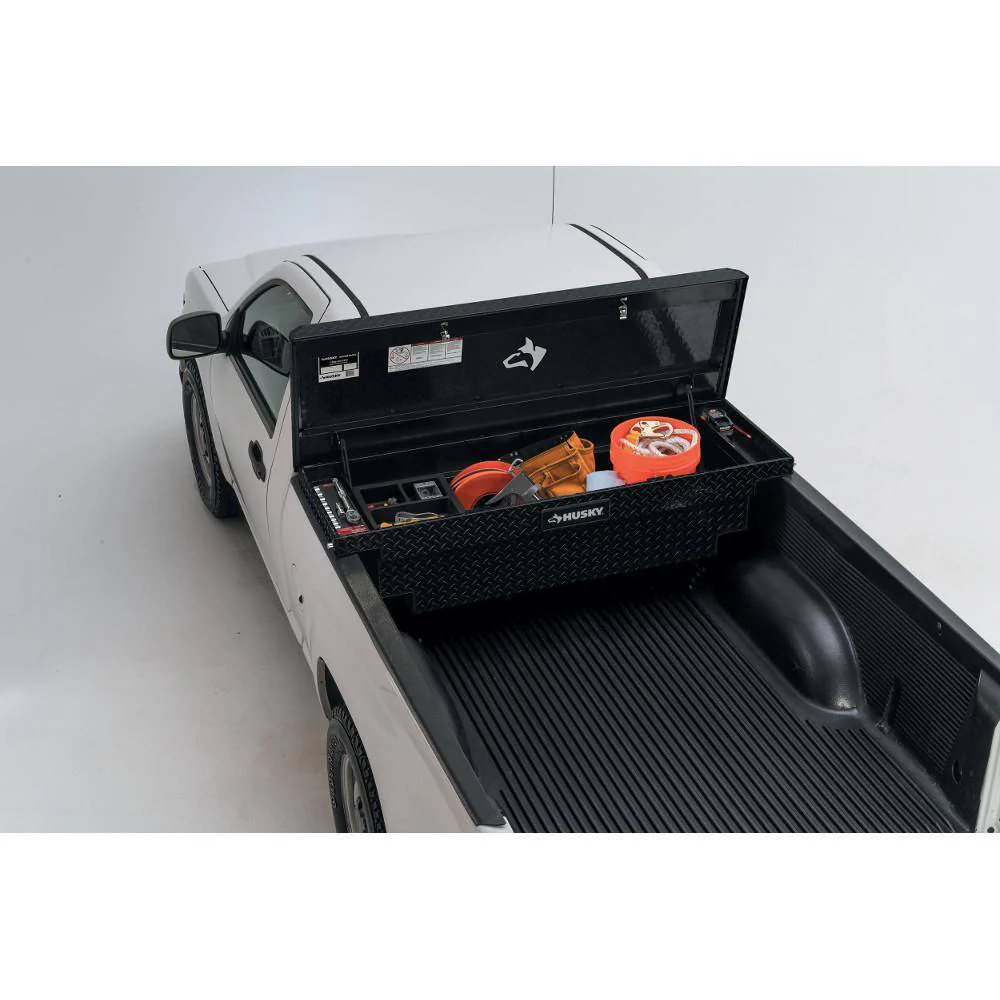 Coffre à outils discret en aluminium noir mat 61,86 pour camions de taille moyenne