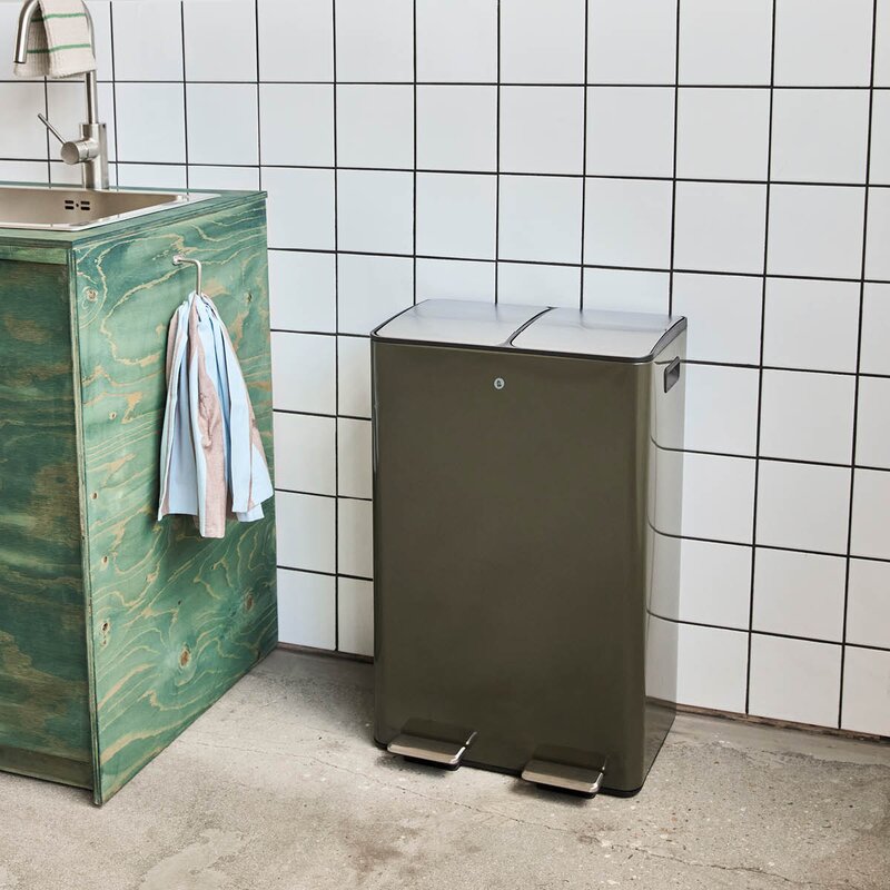 Sort papirkurv 46x71 cm grønn