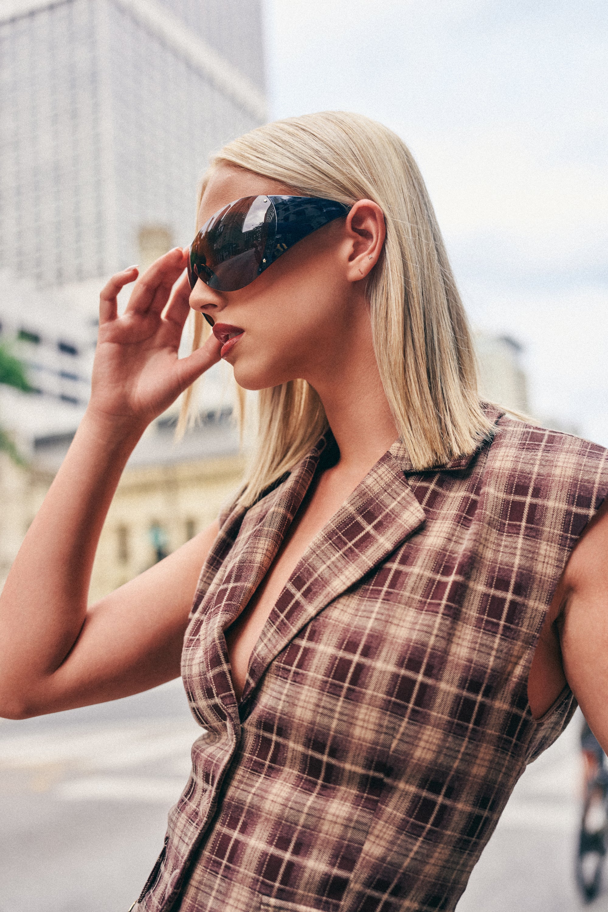 OUT OF YOUR LEAGUE SUNGLASSES - Akira Store