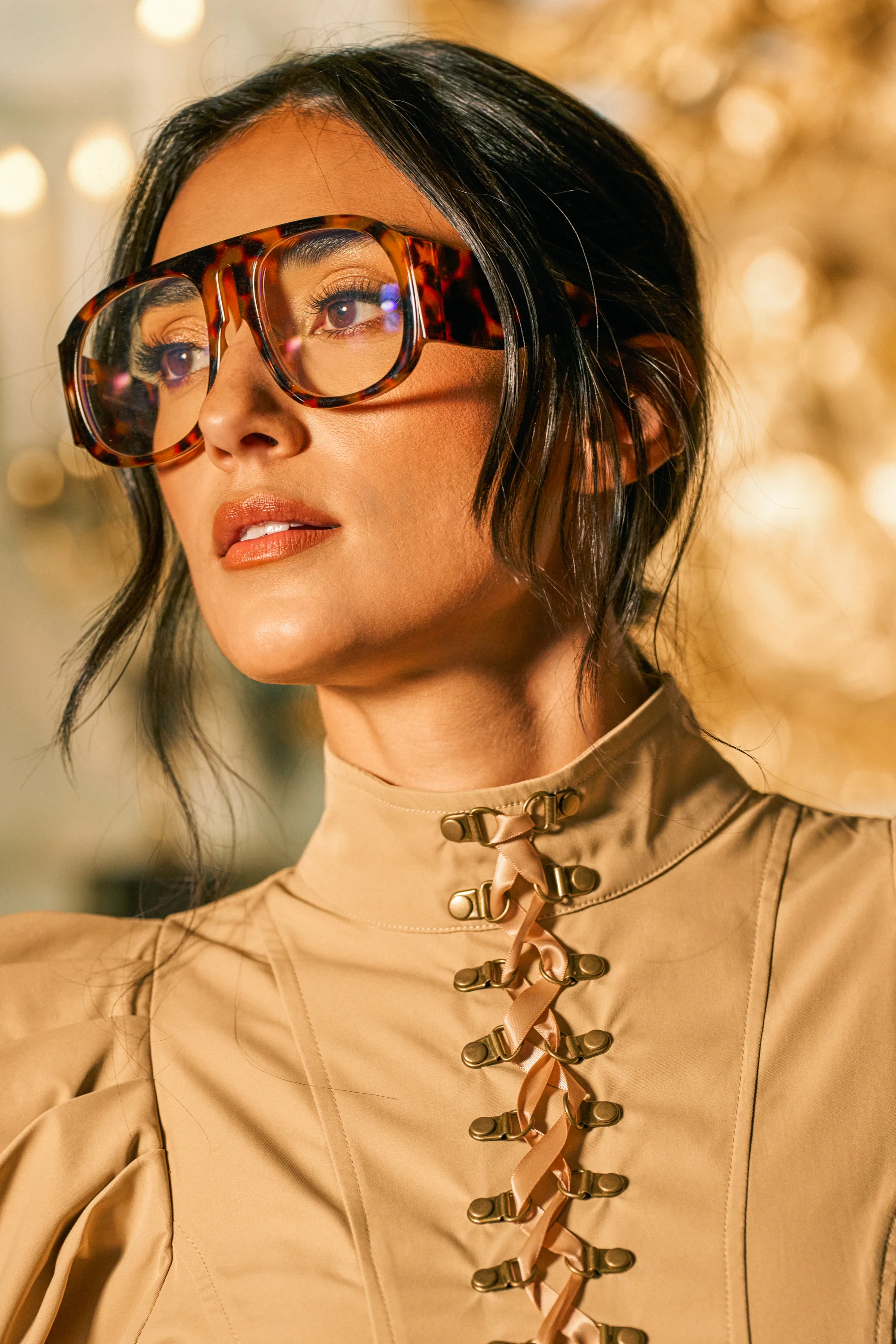 SHE MEANS BUSINESS GLASSES - Akira Store
