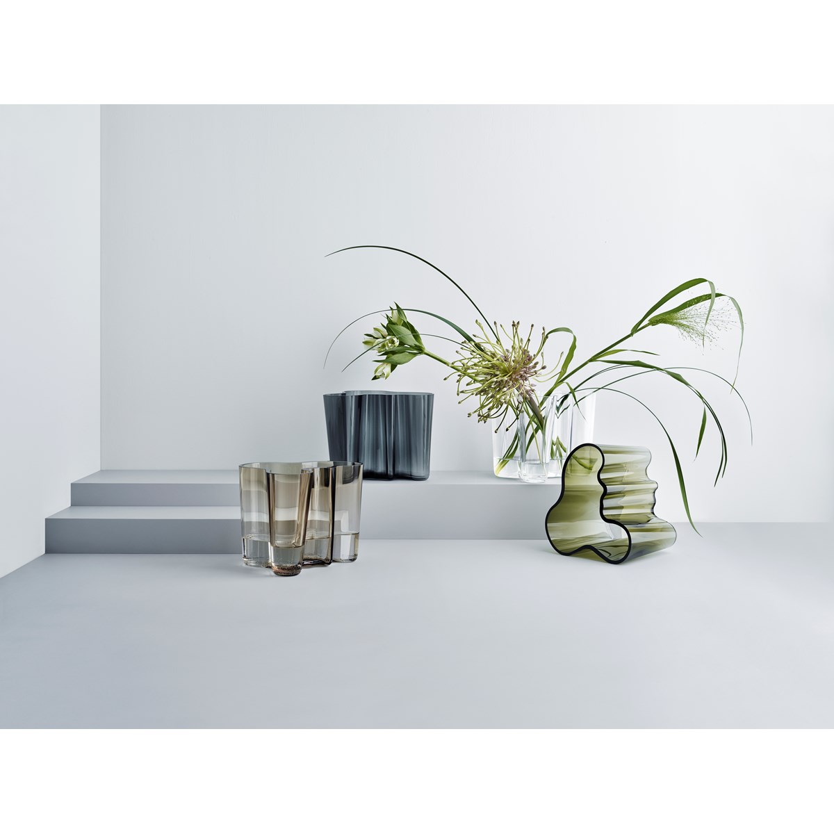 Alvar Aalto vase 16 cm mørk grå