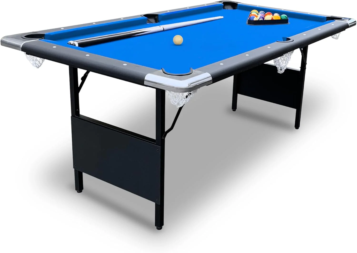 Table de billard portable de 1,83 m (6 pieds), table de billard pliante pour adultes, idéale pour une salle de jeux. Facile à ranger grâce à son système de pliage. Comprend un jeu complet de boules de billard, queues, craie et brosse.