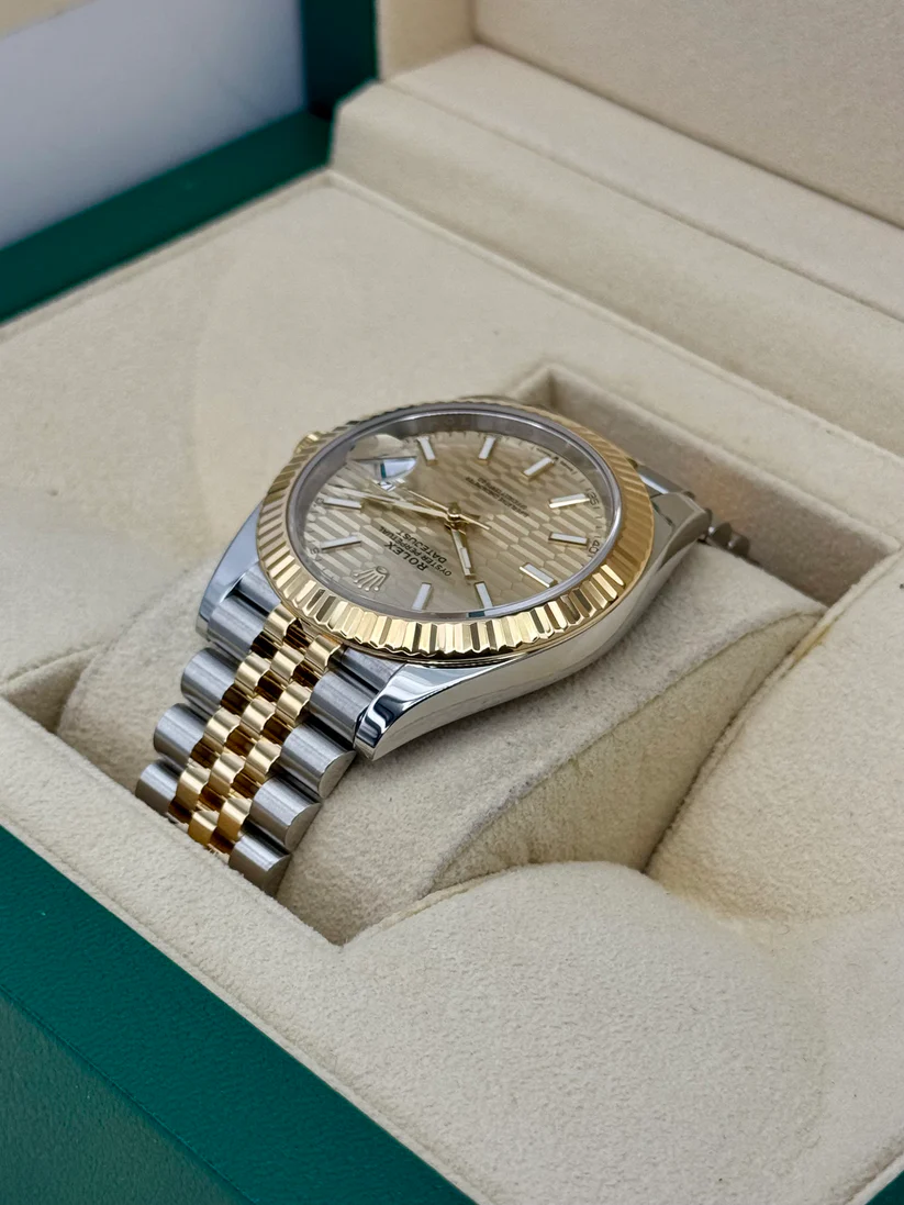 [Super Clone]RLX  Datejust 41mm Swiss Replica Watch | Two Tone Jubilee Bracele Champagne Fluted Dial Ref 126333