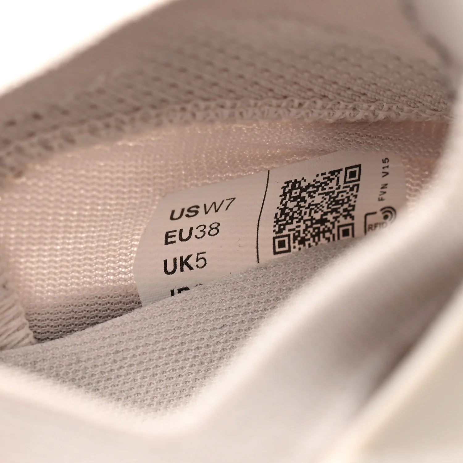 X ON Recycled Polyester Womens Cloudtilt Sneakers 38 Sand
