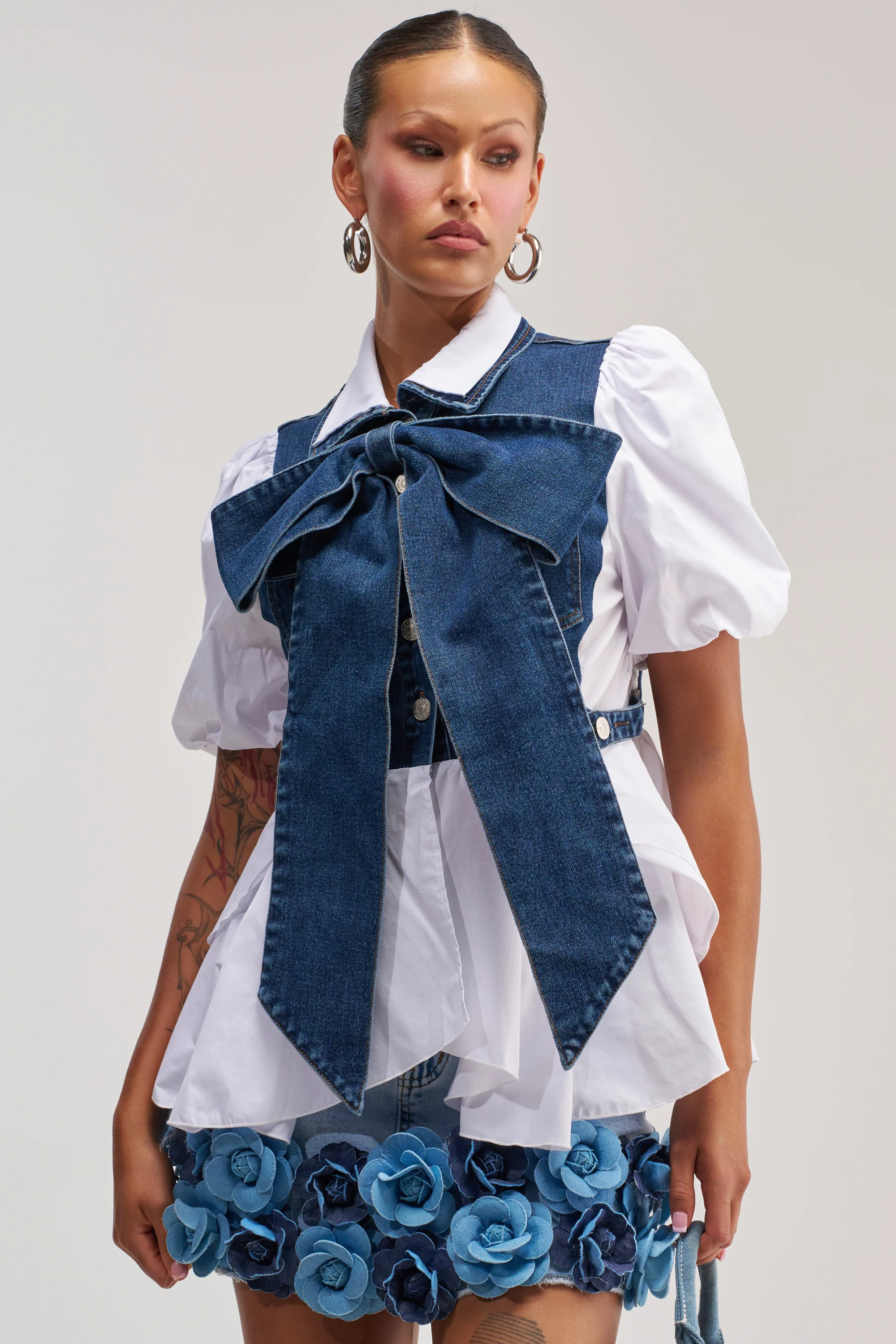 FAITH SHORT SLEEVE DARK BLUE DENIM TIE POPLIN BLOUSE - Akira Store