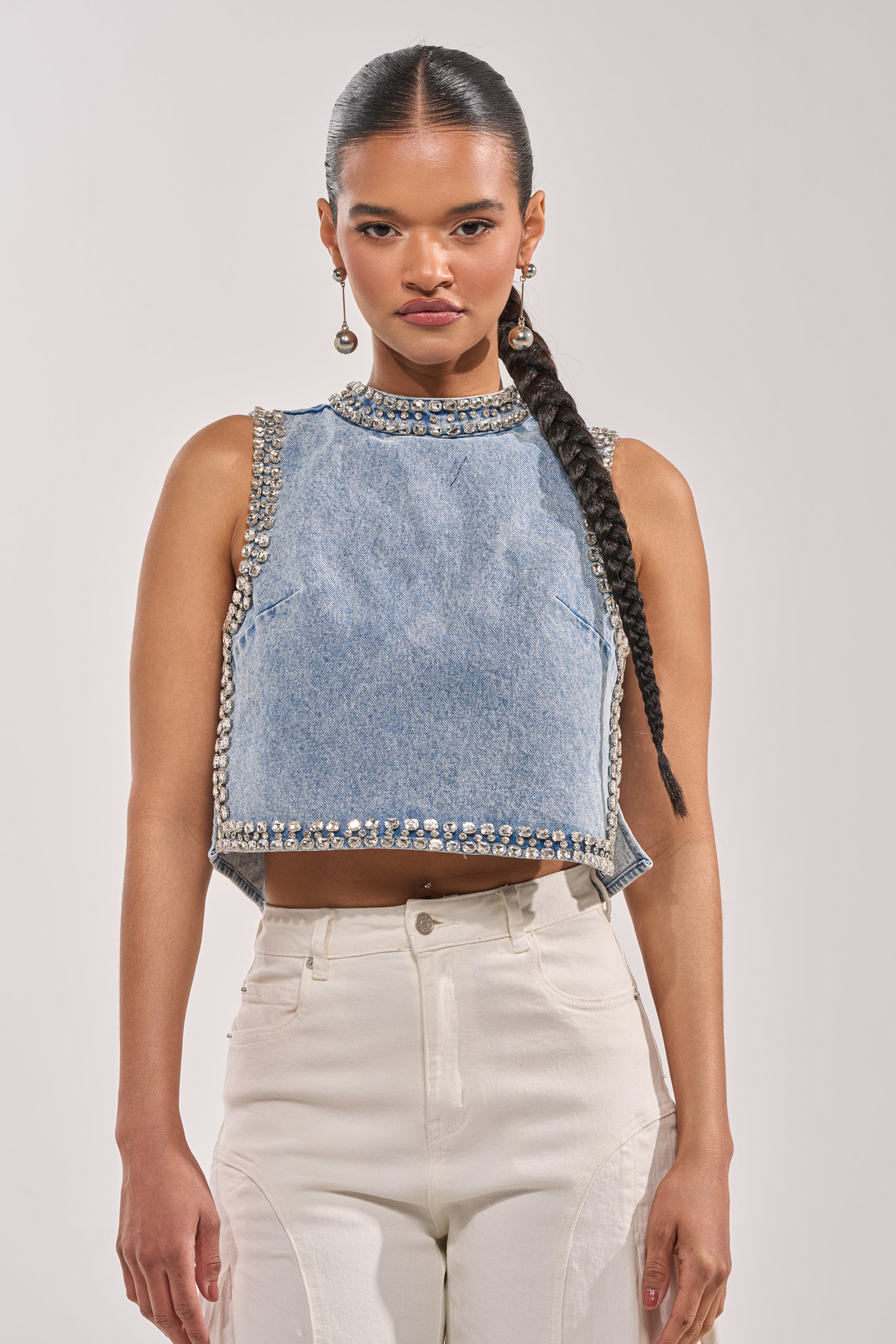 POPPING OUT RHINESTONE DENIM BLOUSE - Akira Store