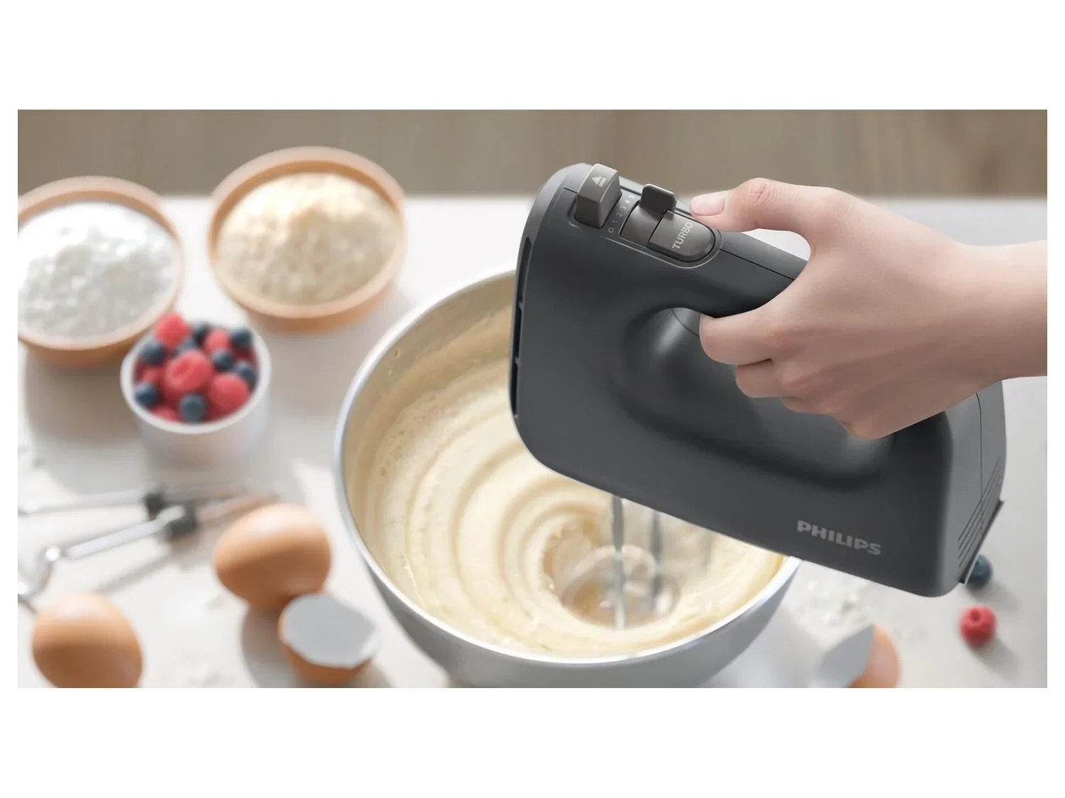 PHILIPS Batteur lectrique Srie 1000 HR3739/00