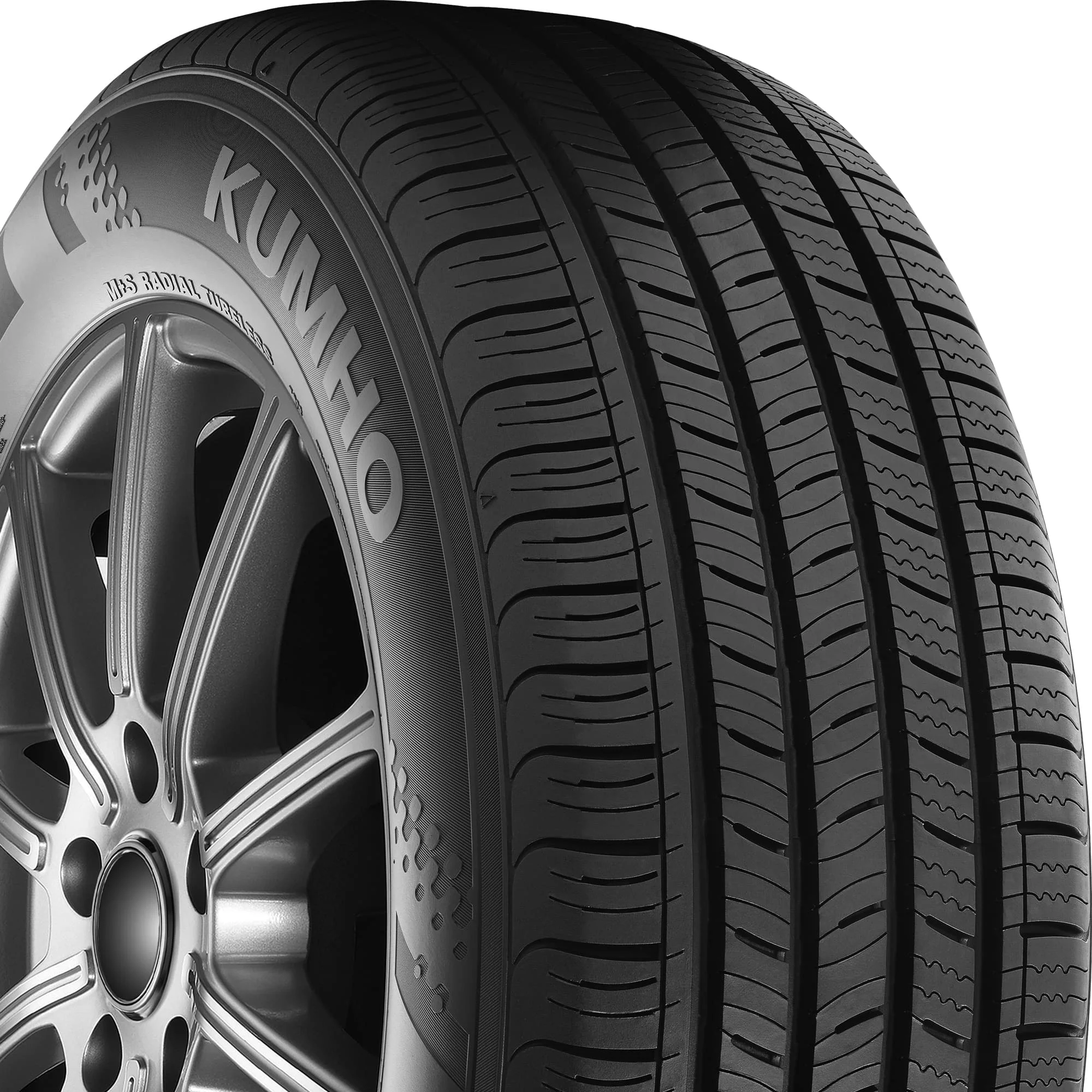 Kumho Solus TA11 All - Season Tire - 235/75R15 105T