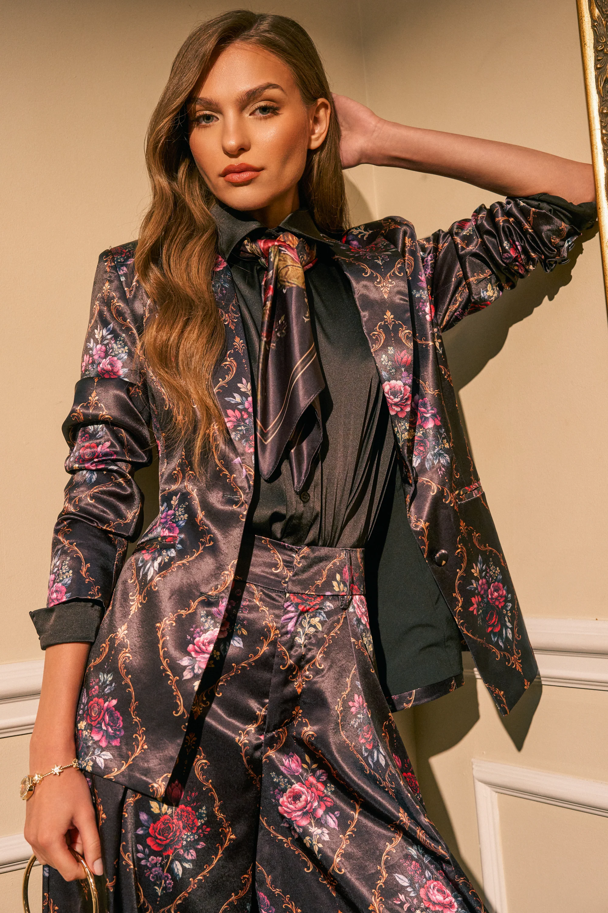 VERTIGO SATIN BLAZER - Akira Store