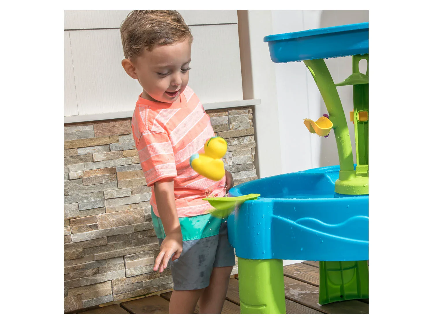 Step 2 Table  eau Summer Showers Splash Tower