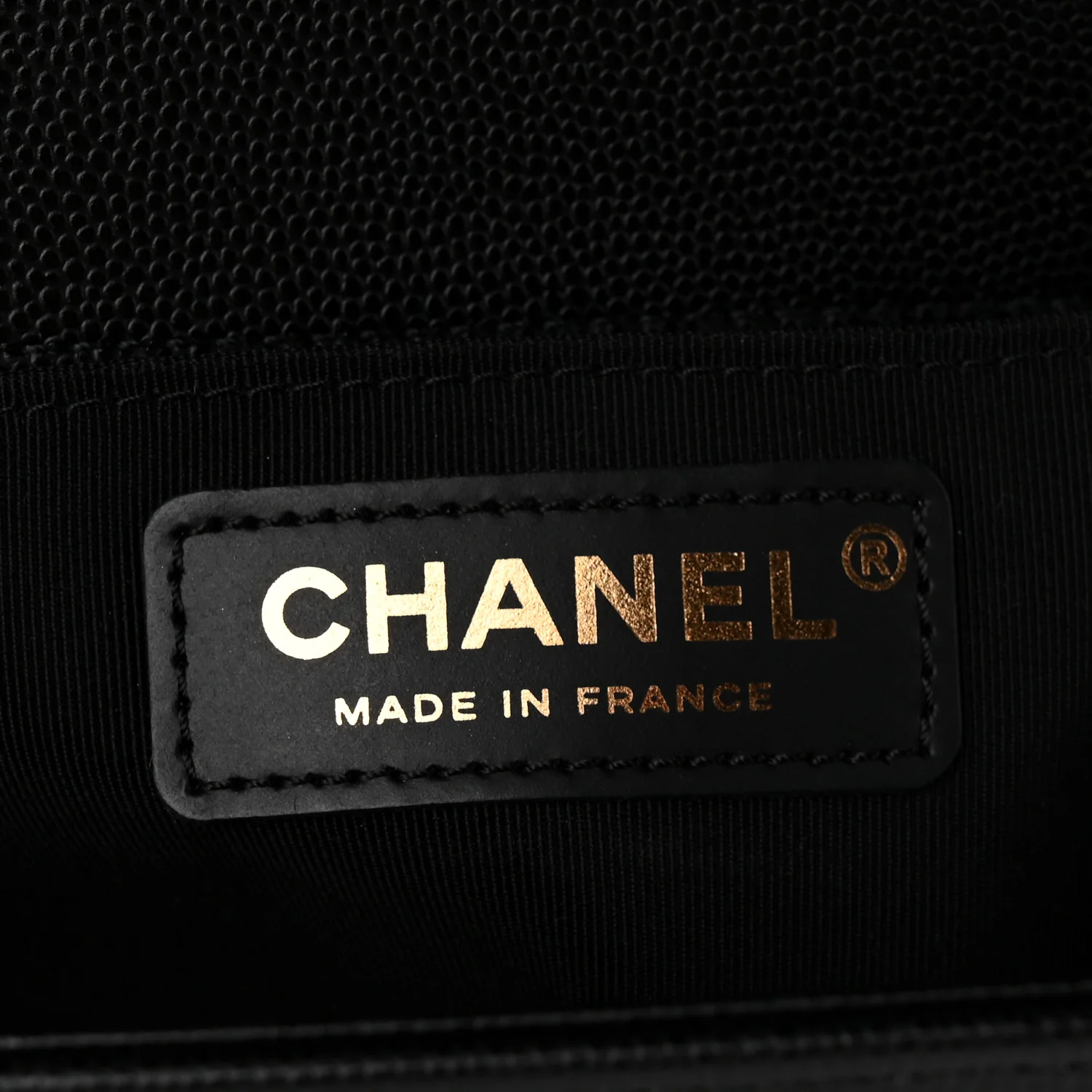 Caviar Quilted Medium Boy Flap Black