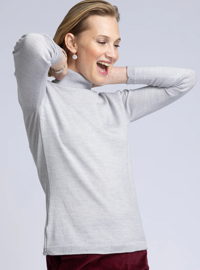 Pull femme col roulé en laine mérinos gris givré
