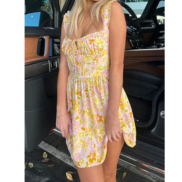 Robe mini nuisette à fleurs