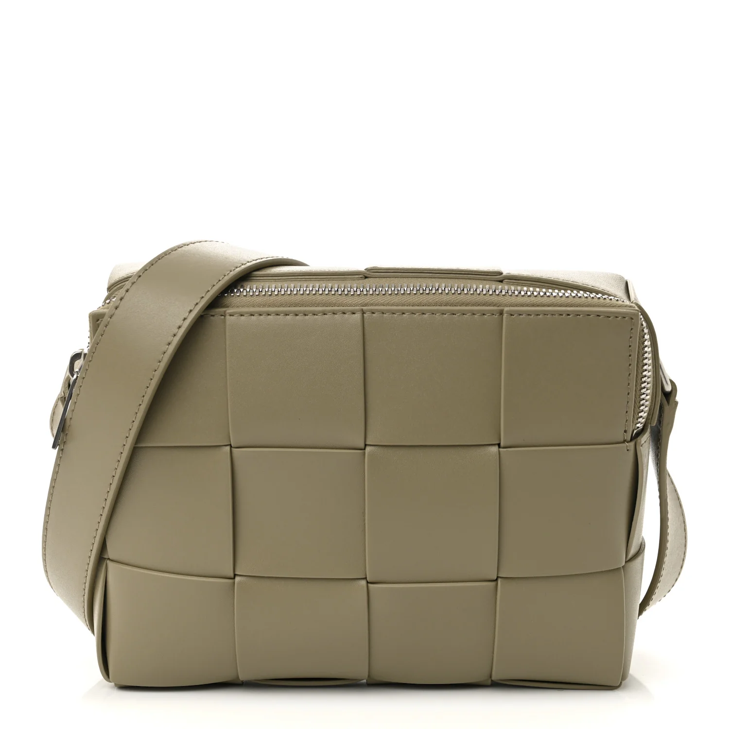 Lambskin Maxi Intrecciato Cassette Camera Bag Travertine