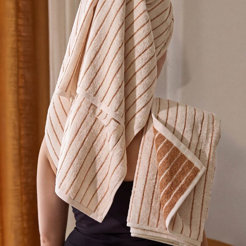 Soft håndkle 70x140 cm offwhite