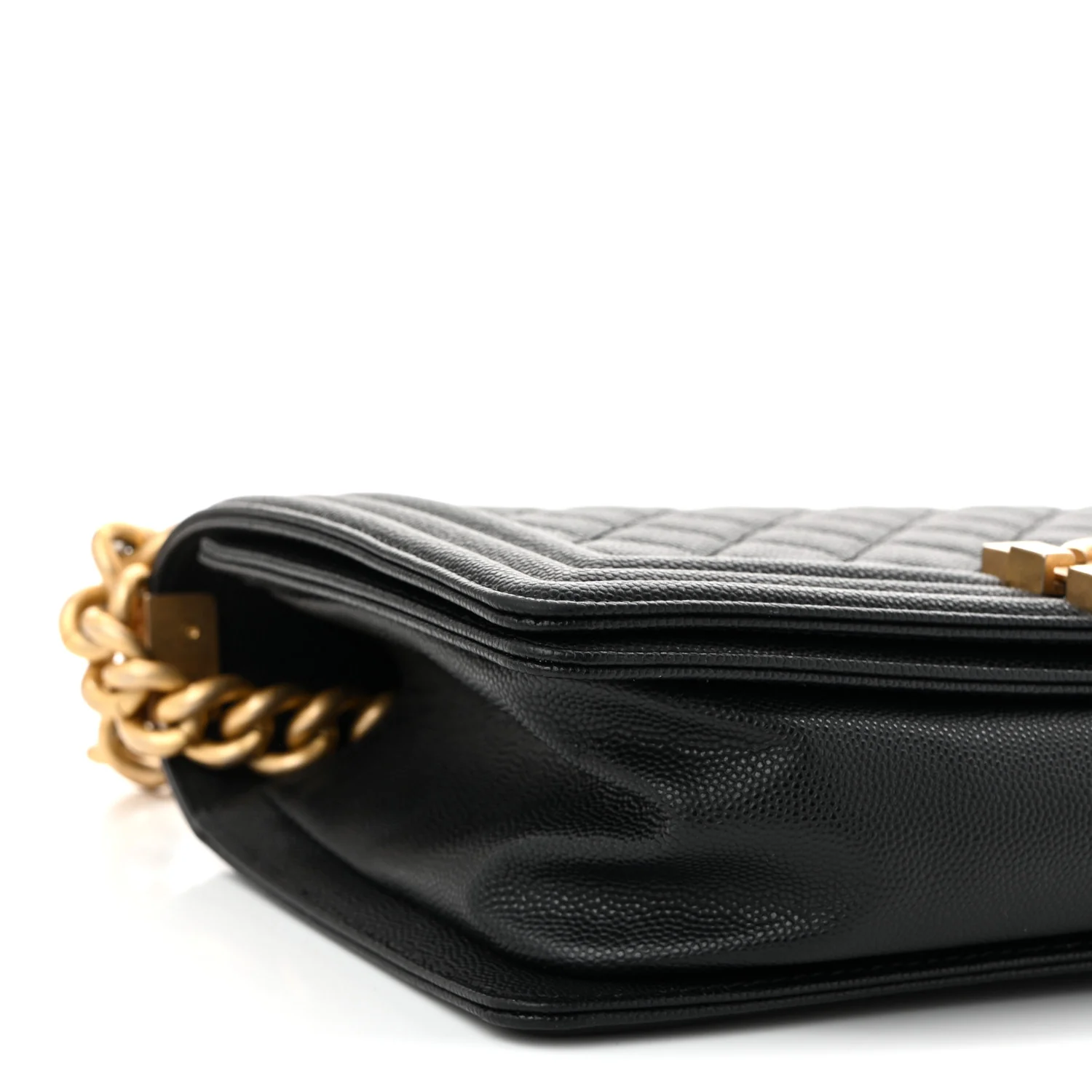 Caviar Quilted Medium Boy Flap Black