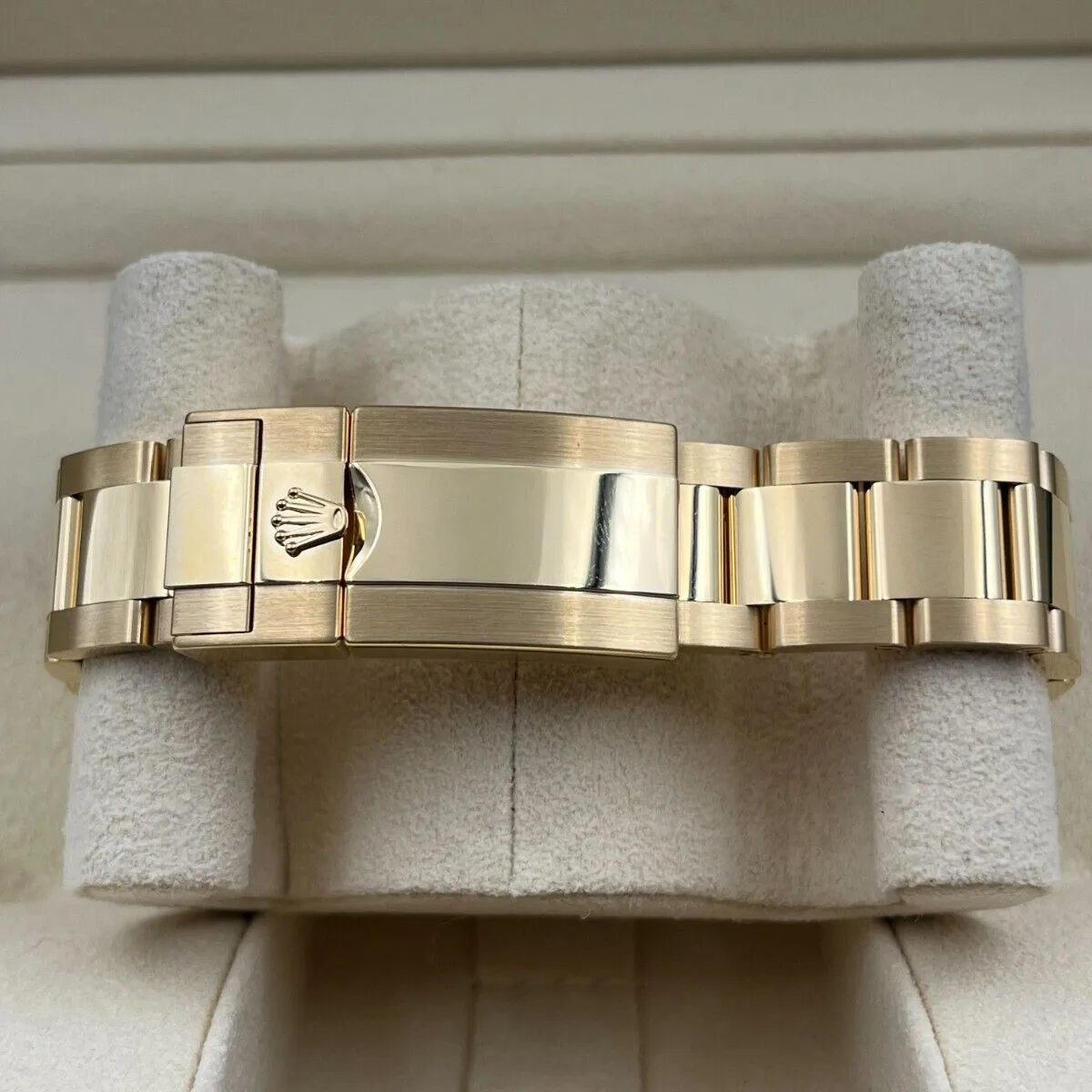 [Super Clone]Rolex Daytona Yellow Gold / Ceramic / Black / Diamond-Set / Oyster m126508-0003