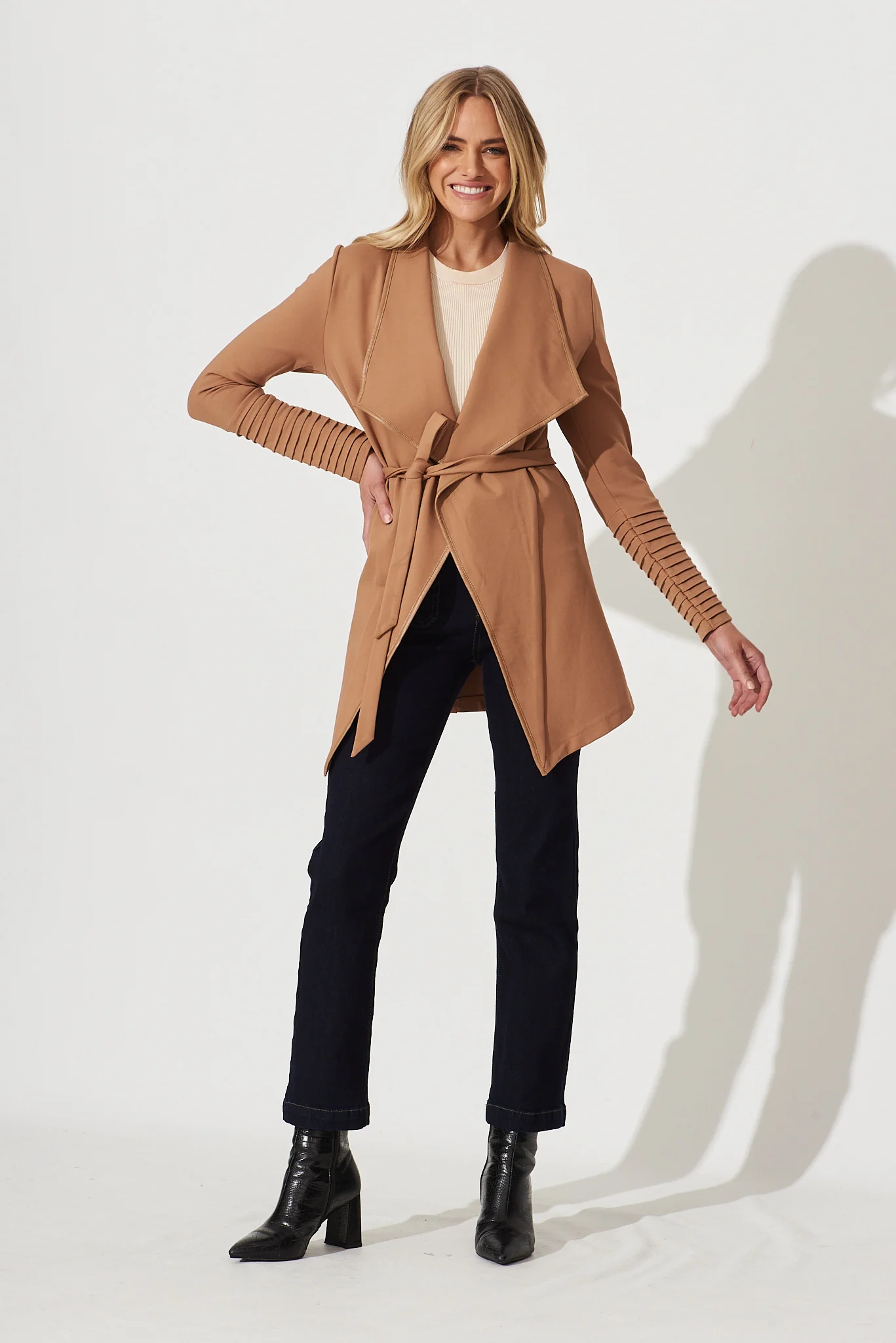 Lynda Jacket In Tan