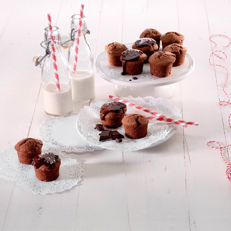 Silikonform for mini-muffins 11 hull svart