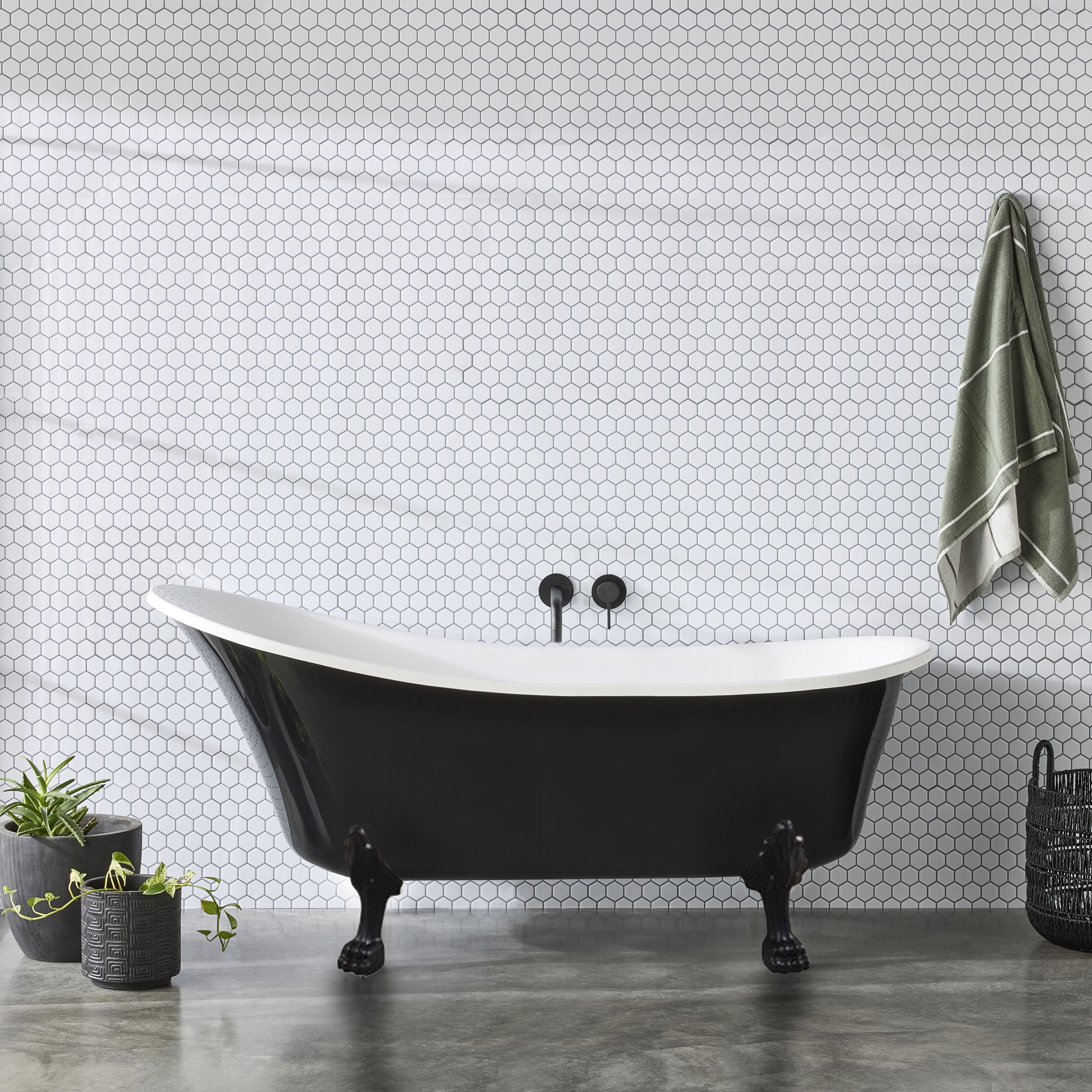 Alto Black Bath 1700mm with Black Feet Package