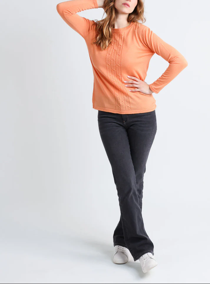 Pull femme torsadé en laine orange