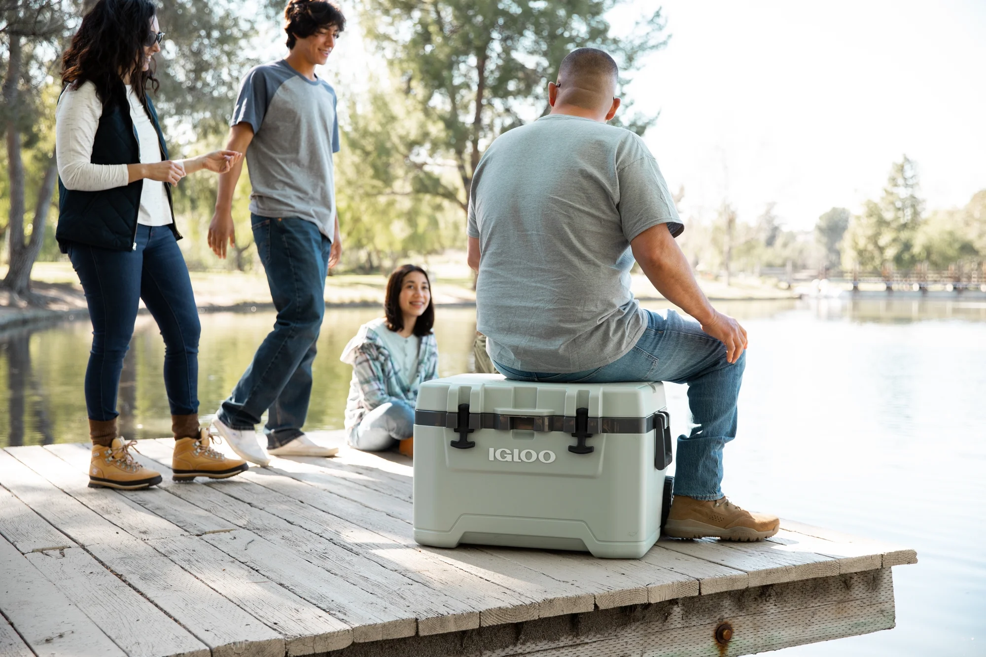 Igloo 52 QT Overland Ice Chest Cooler with Wheels, Gray