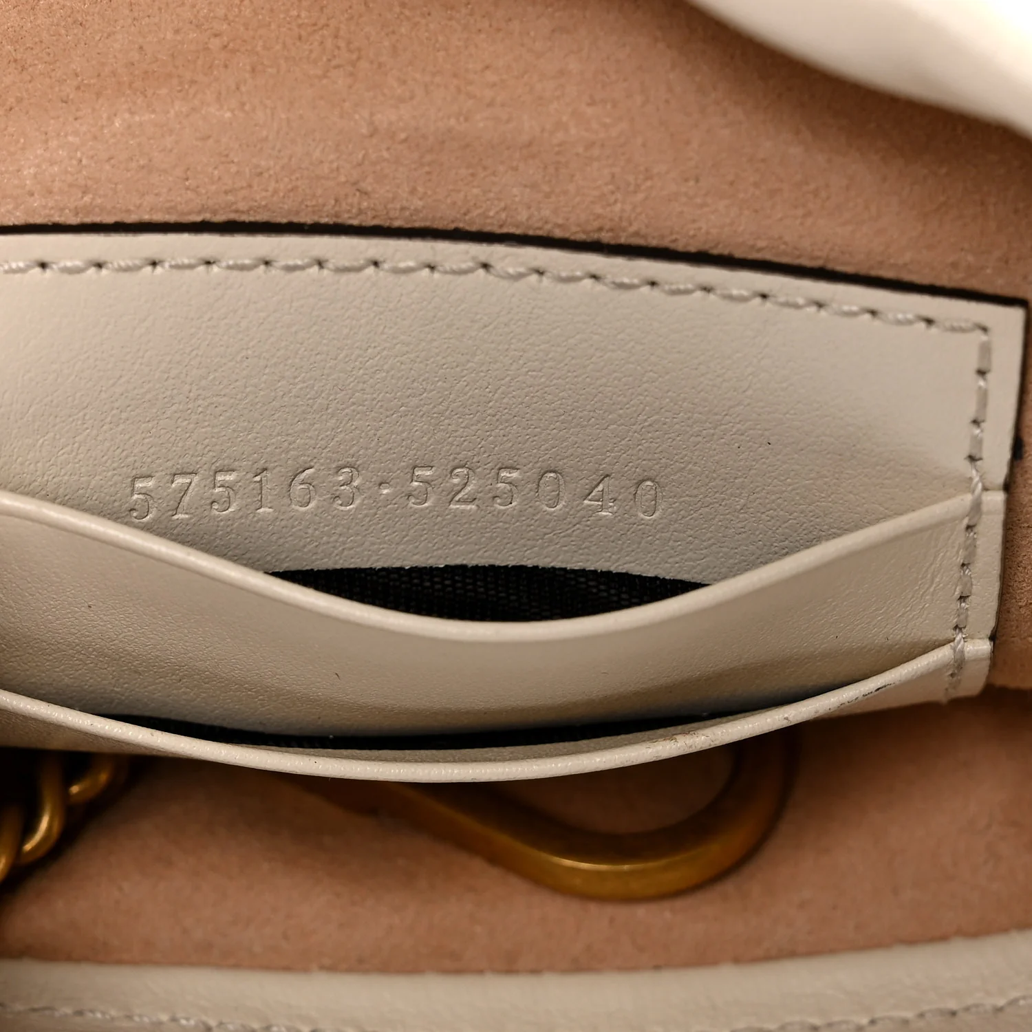 Calfskin Matelasse Mini GG Marmont 2.0 Bucket Bag White