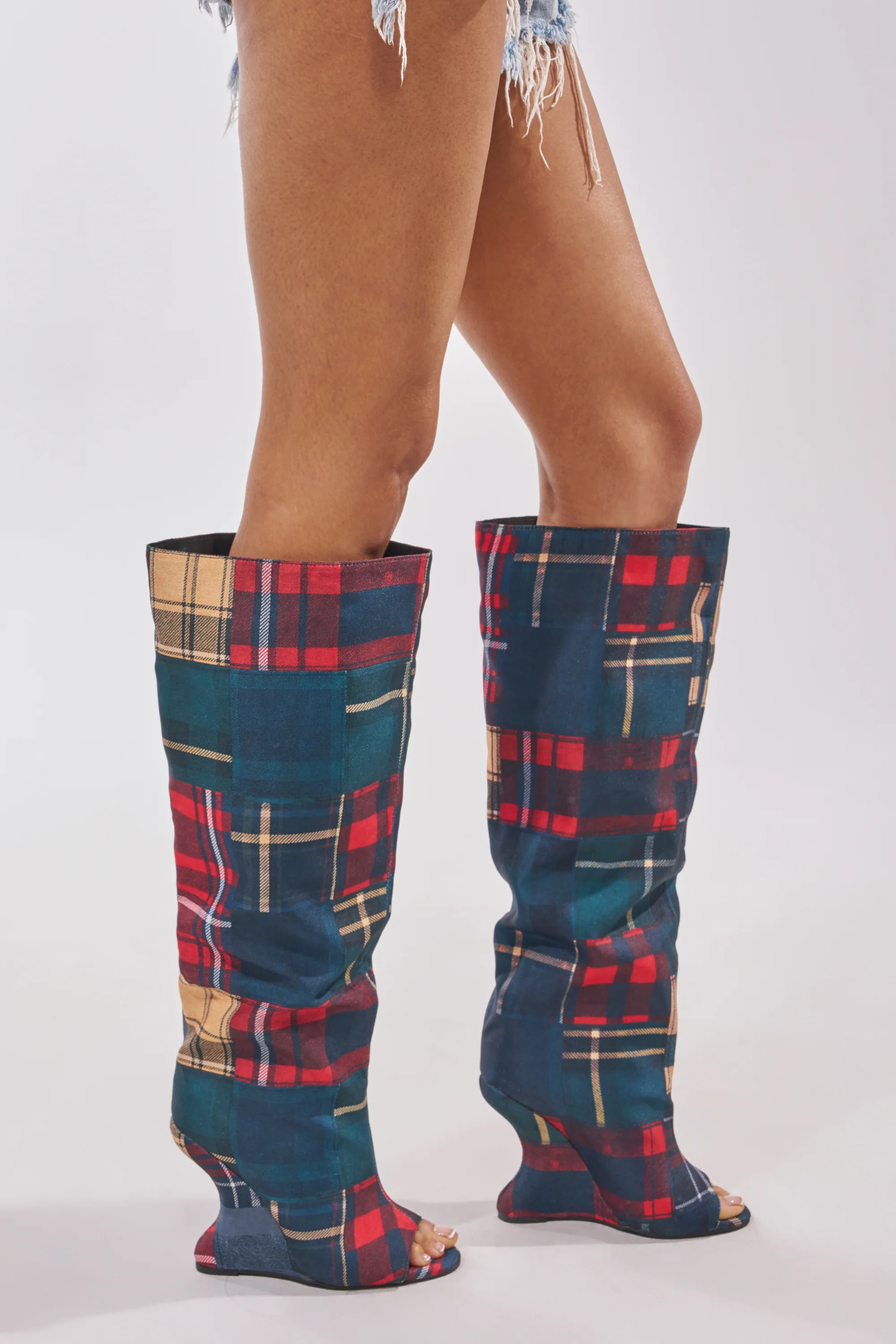 AZALEA WANG VINCENT PLAID PRINTED OPEN TOE BOOT - Akira Store