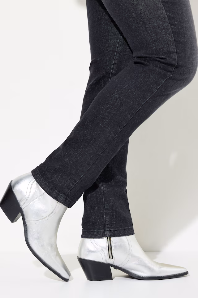Rhinestone Detail Stretch Fit Jeans