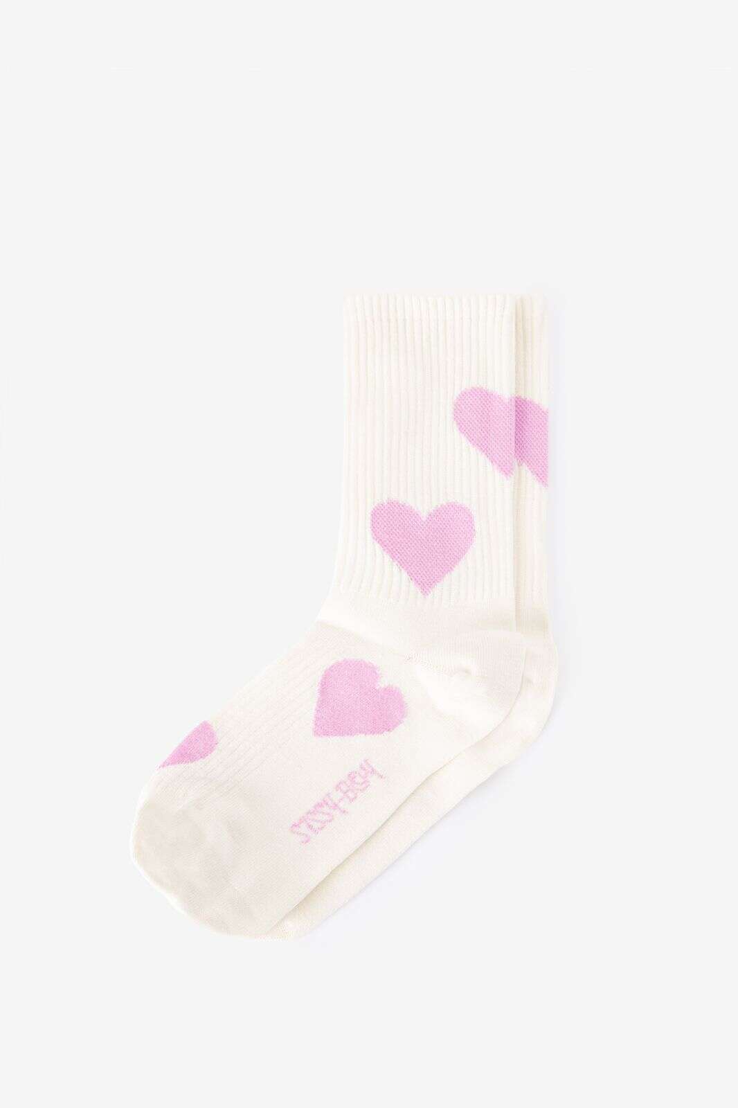 Witte sokken met hartjes